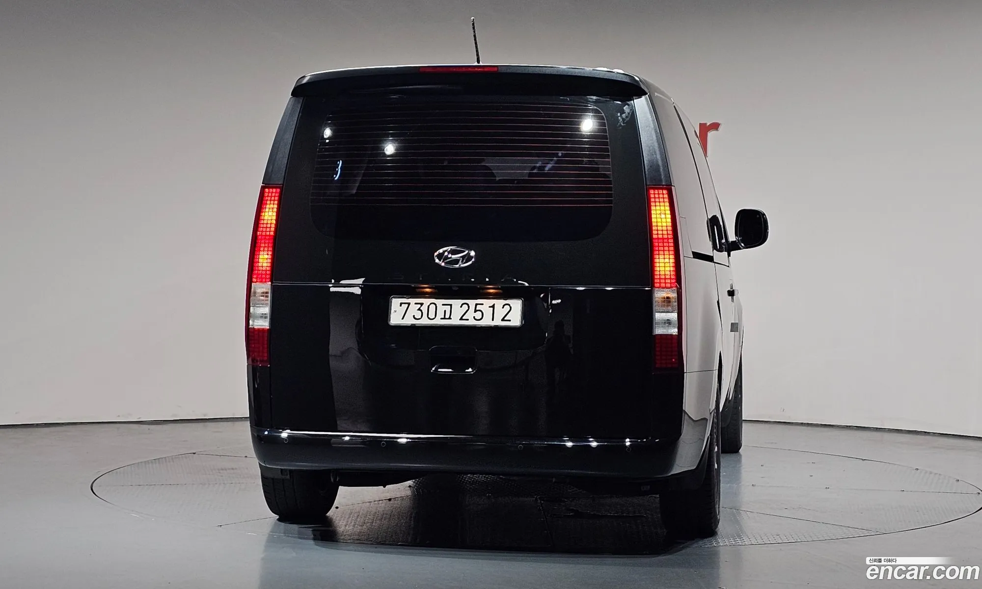 Hyundai Staria 2022 — 4