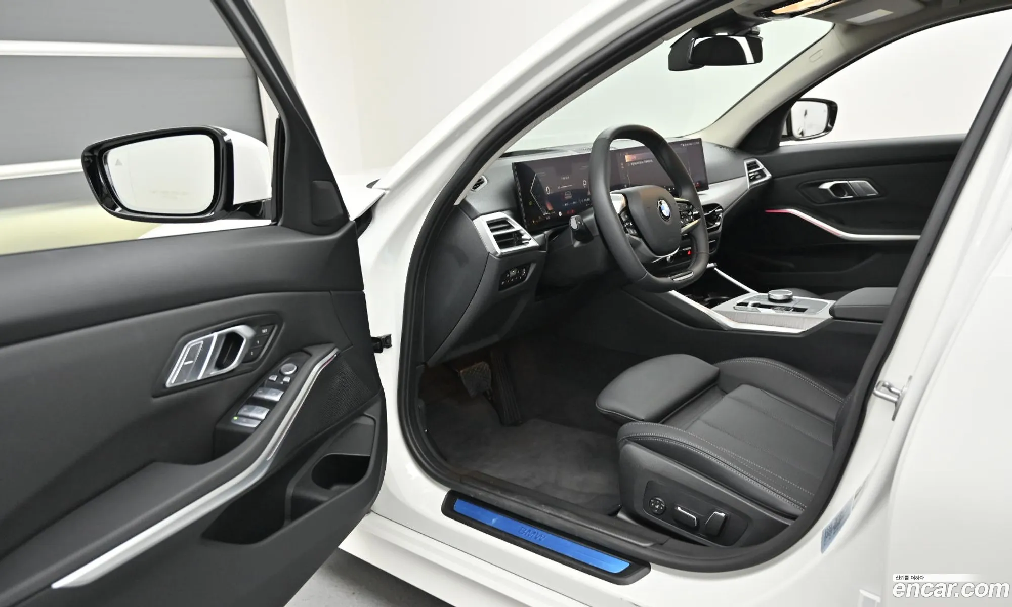 BMW 3 Series 2025 — 18