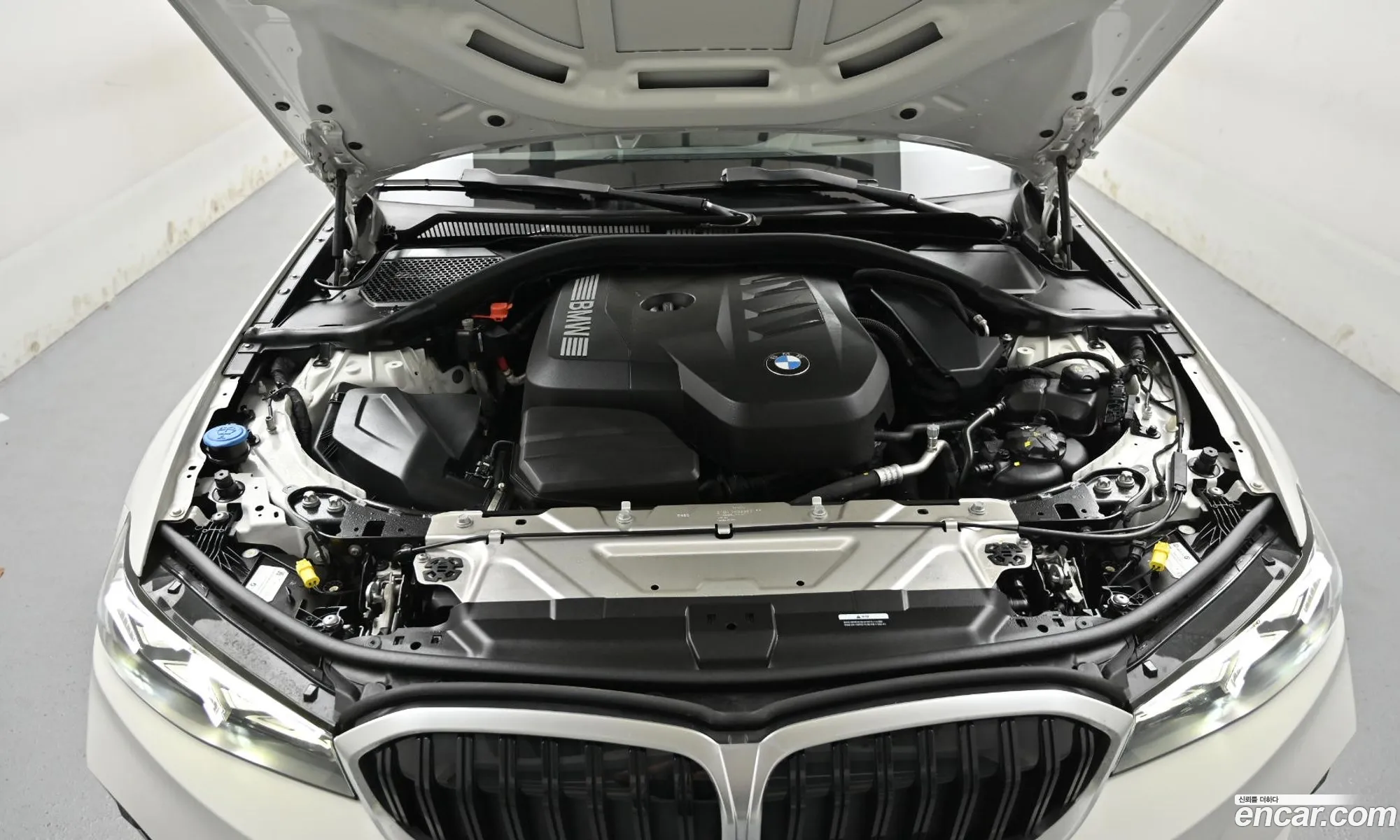 BMW 3 Series 2025 — 6