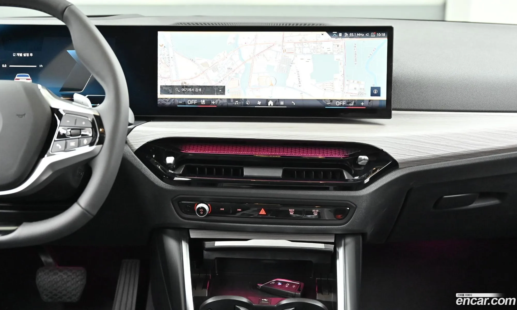 BMW 3 Series 2025 — 8