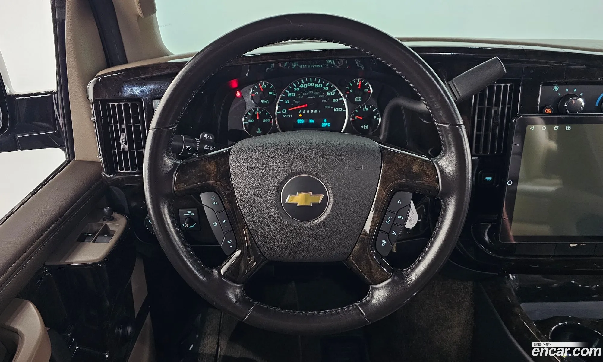 Chevrolet Express Van 2018 1GCWGAFG0J1160522 — 4