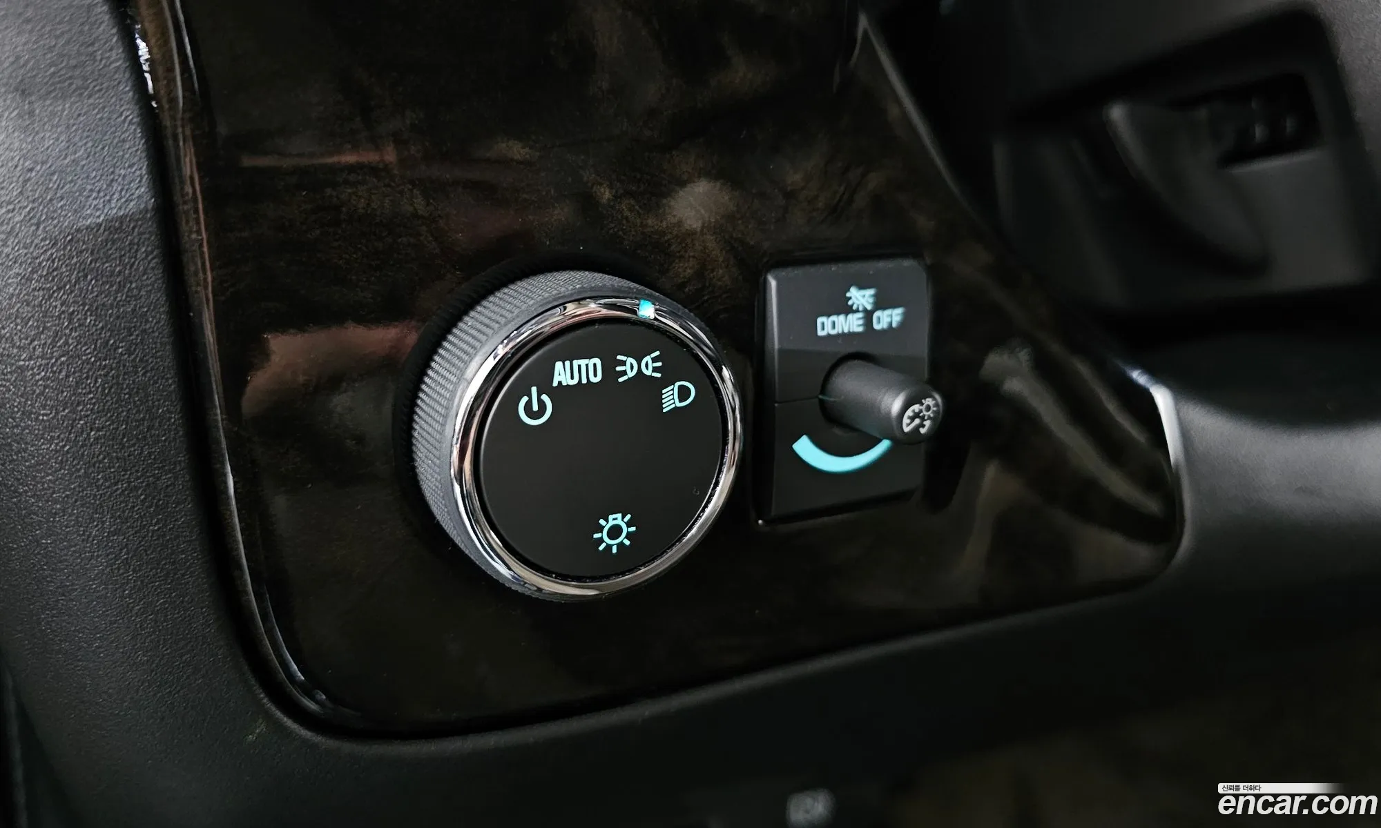 Chevrolet Express Van 2018 1GCWGAFG0J1160522 — 24