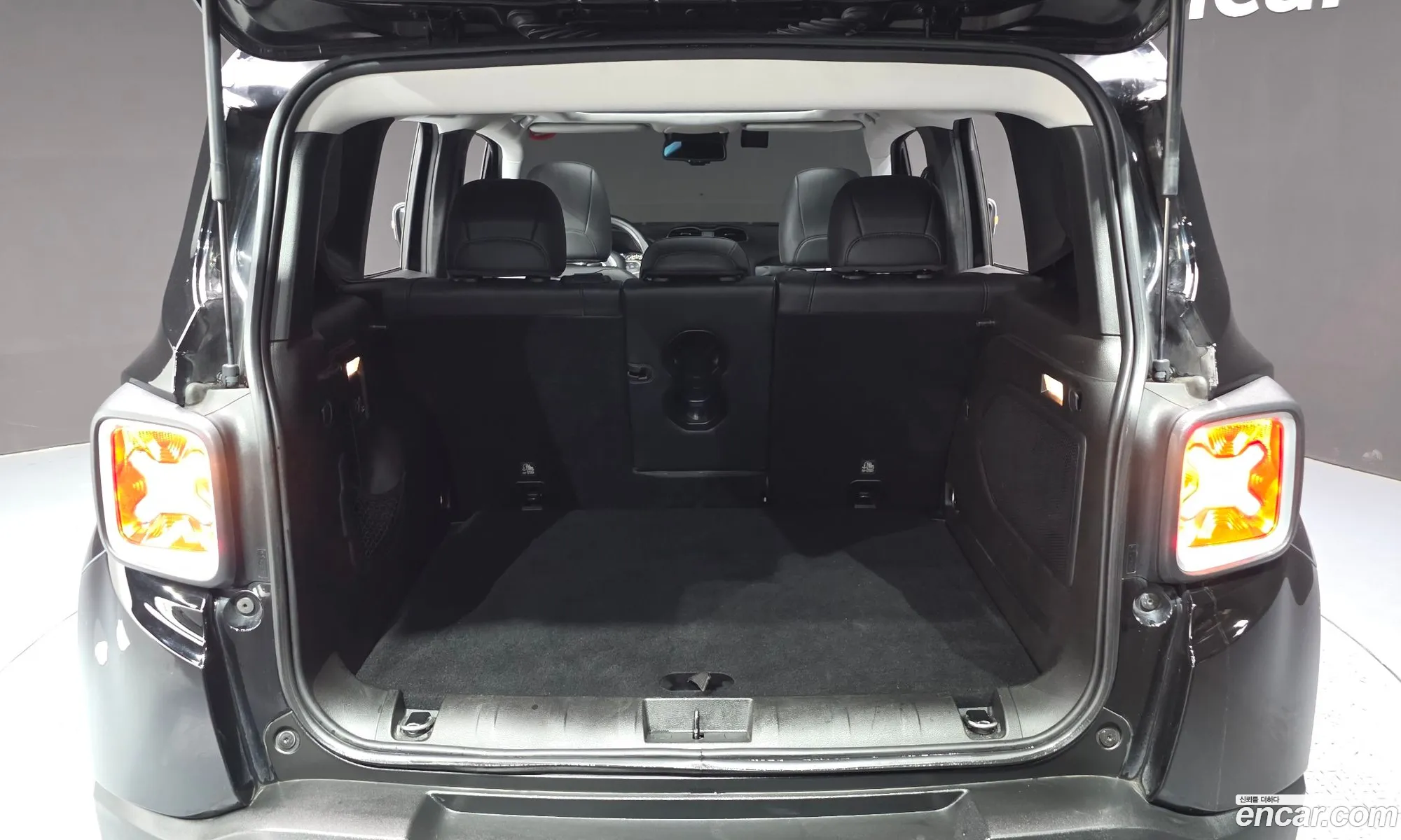 Jeep Renegade 2017 1C4BU0000HPG41377 — 5