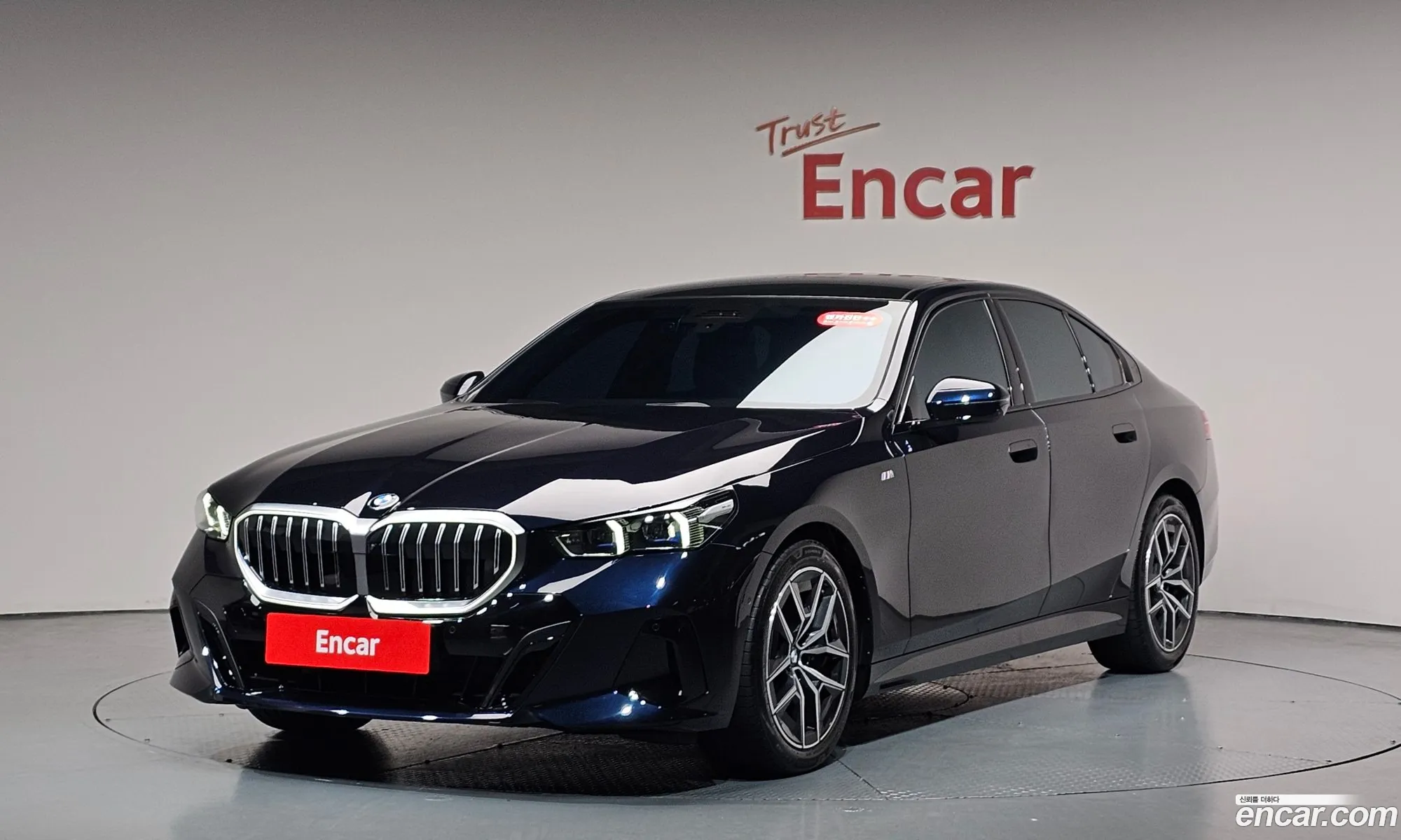 BMW 5 Series 2024 WBA21FJ03RCR75009 — 30
