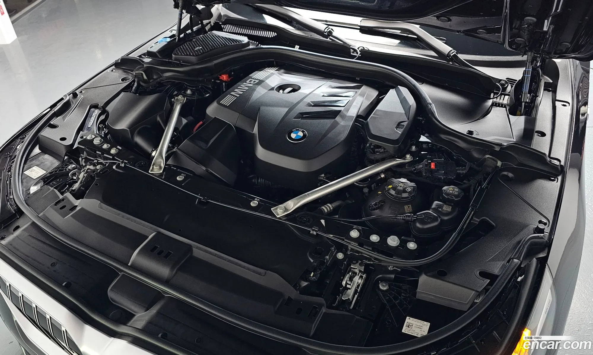 BMW 5 Series 2024 WBA21FJ03RCR75009 — 18