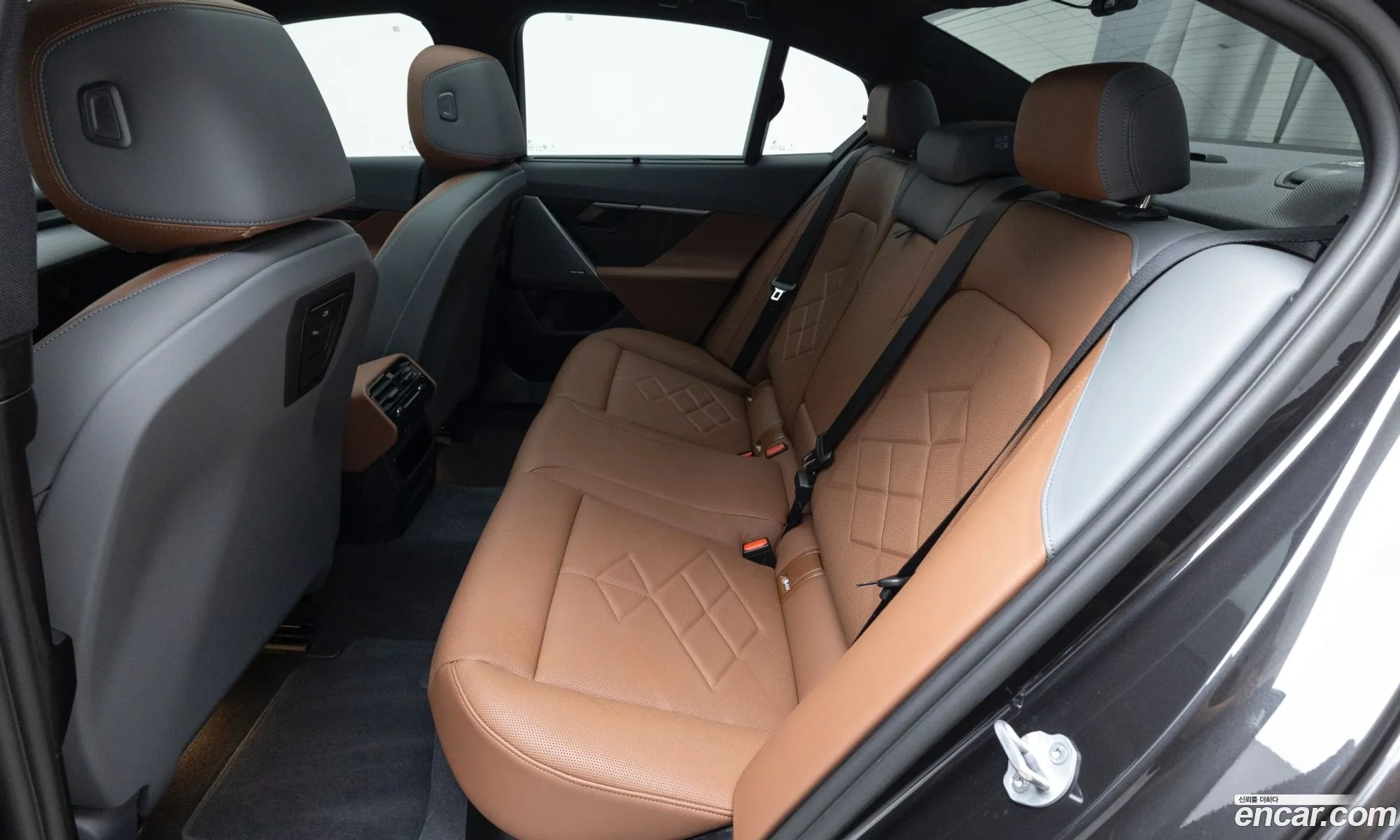 BMW 5 Series 2026 — 12