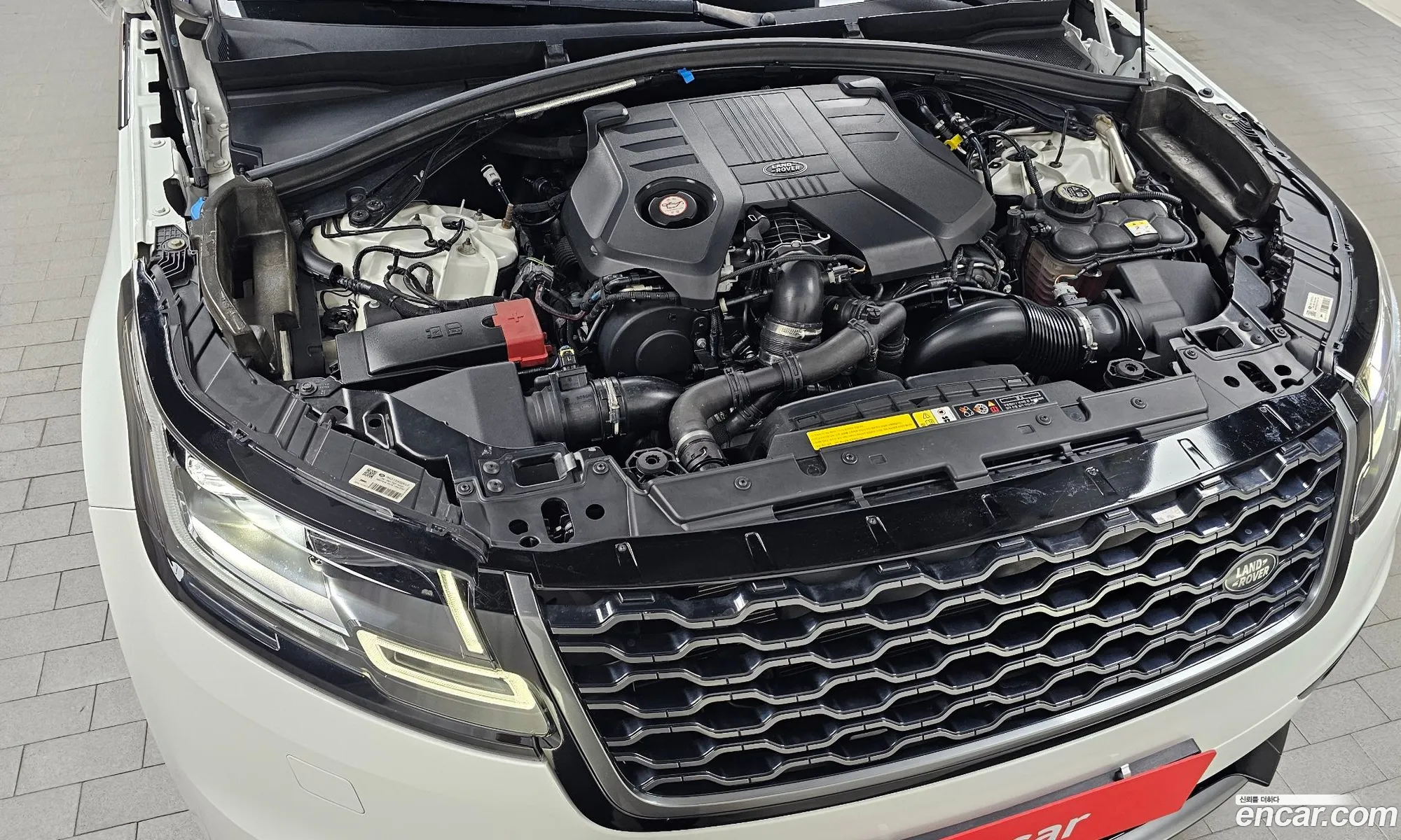 Land Rover Range Rover Velar 2018 — 9