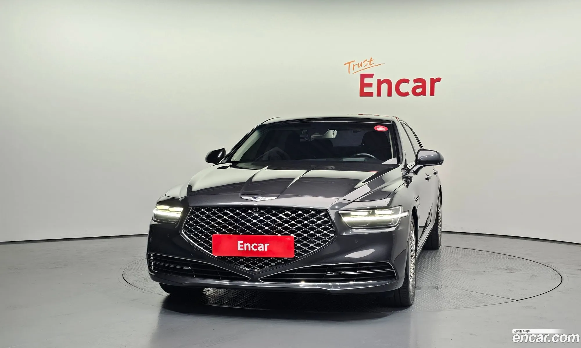 Genesis G90 2018 — 3