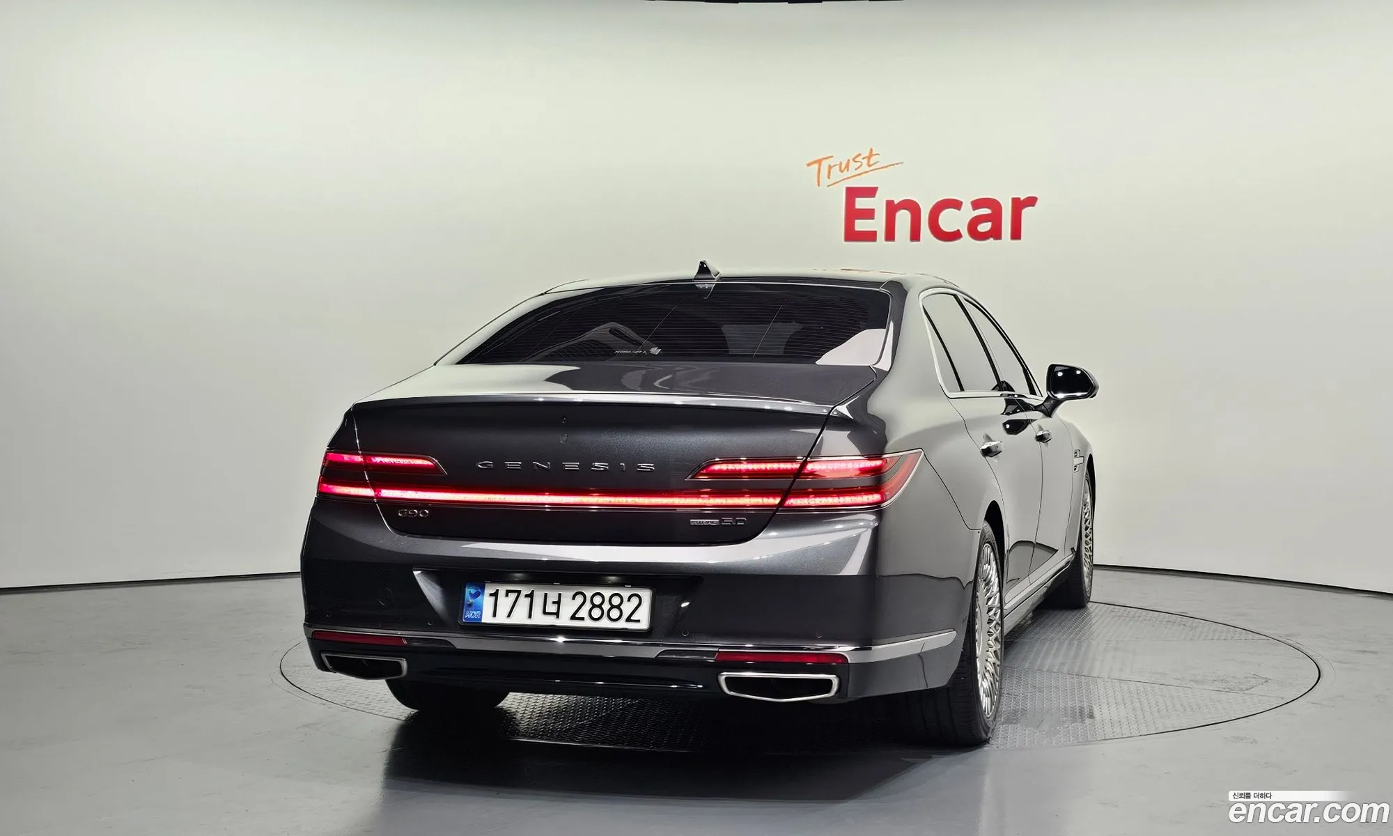 Genesis G90 2018 — 4