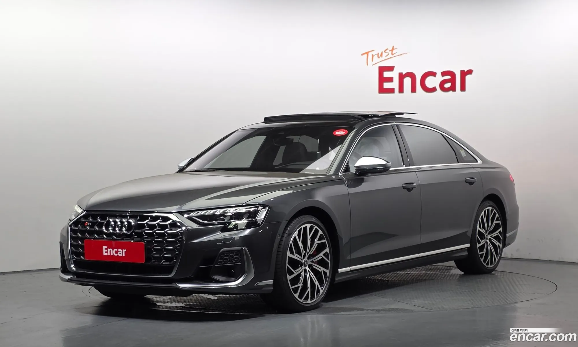 Audi S8 2025 WAUZZZF86SN011117 — 12