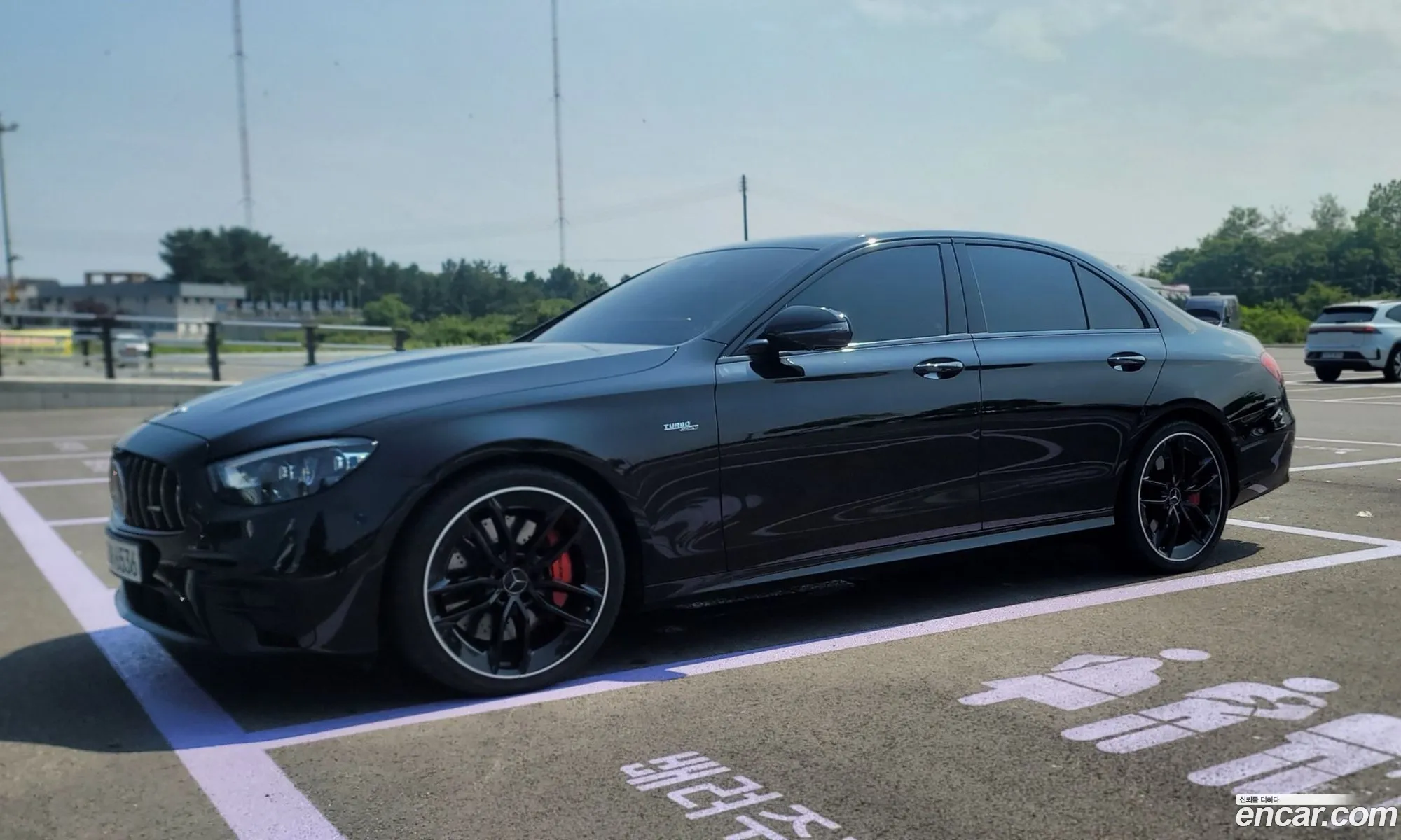 Mercedes-Benz E-Class W213 2022 — 14