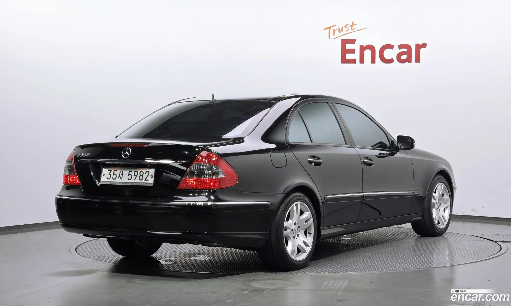 Mercedes-Benz E-Class W211 2007 WDBUF56X17B167868 — 19