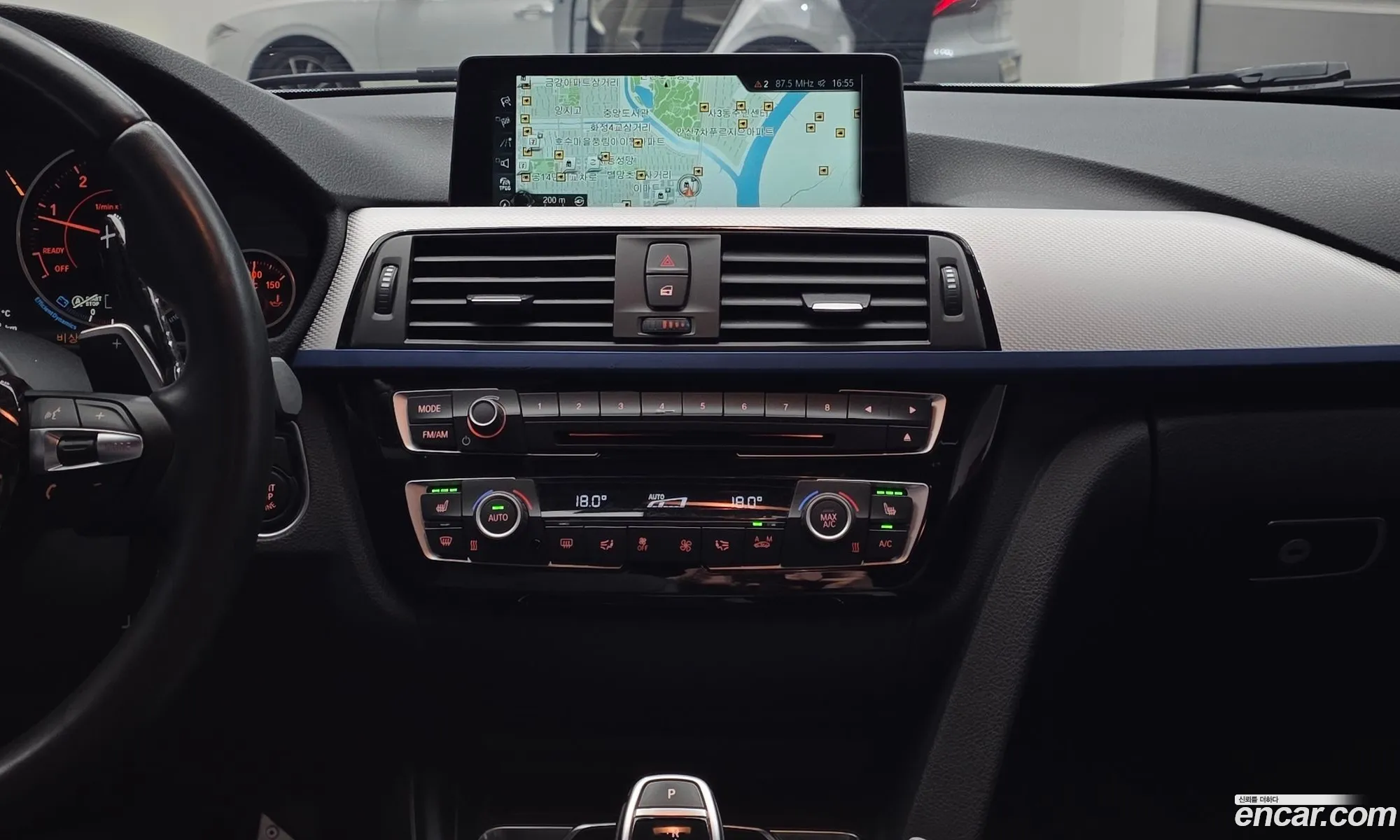 BMW 3 Series 2017 — 26