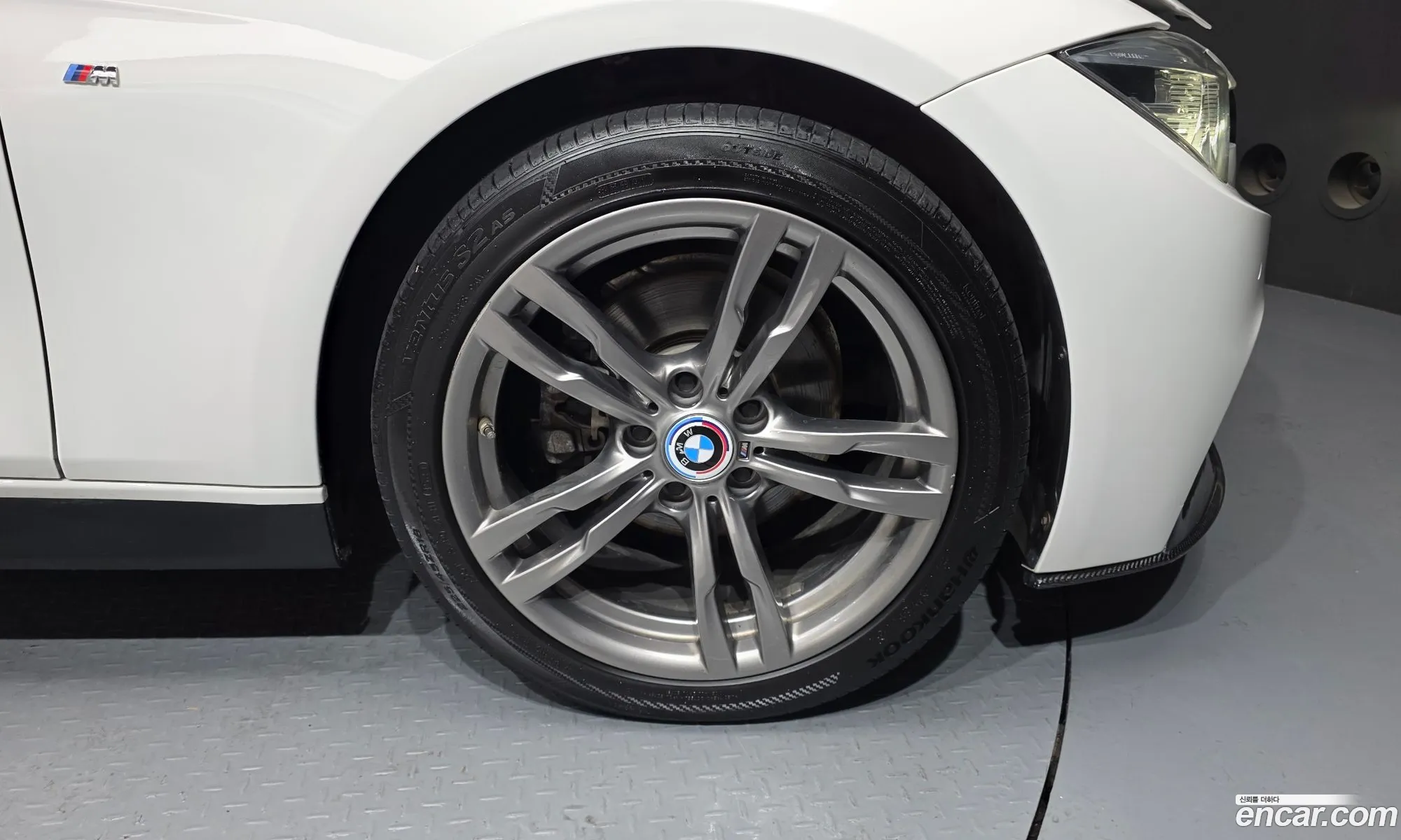 BMW 3 Series 2017 — 29
