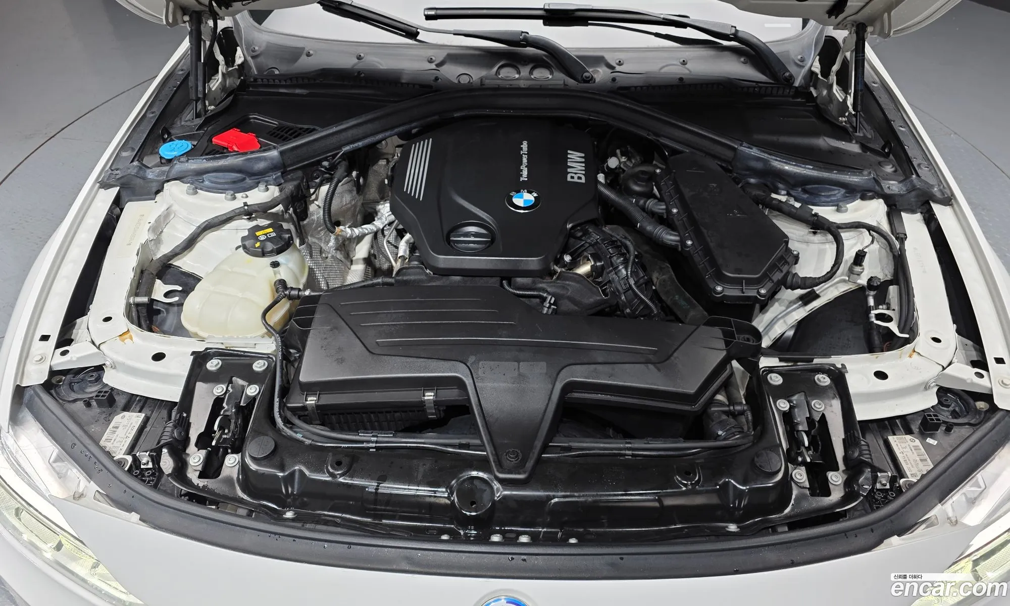 BMW 3 Series 2017 — 22