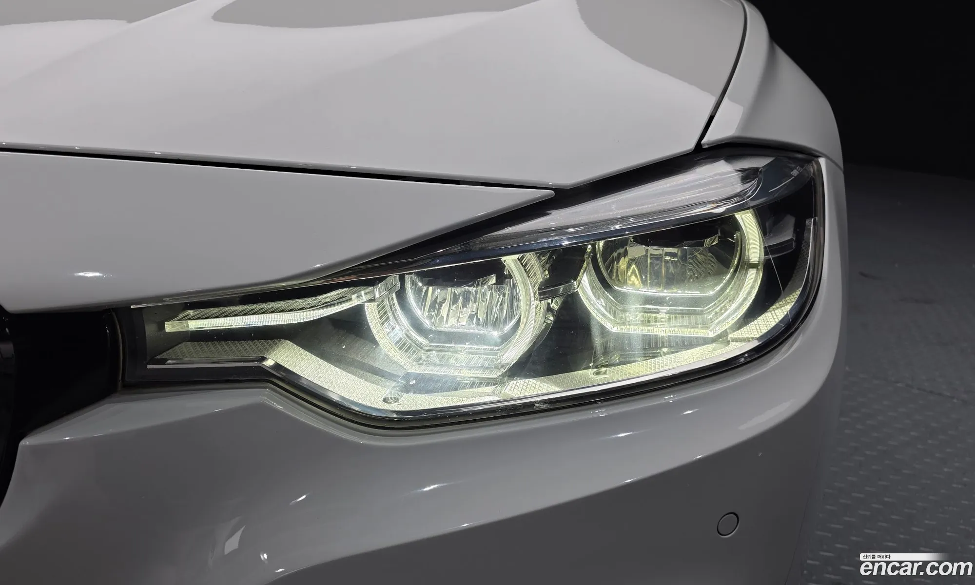 BMW 3 Series 2017 — 5