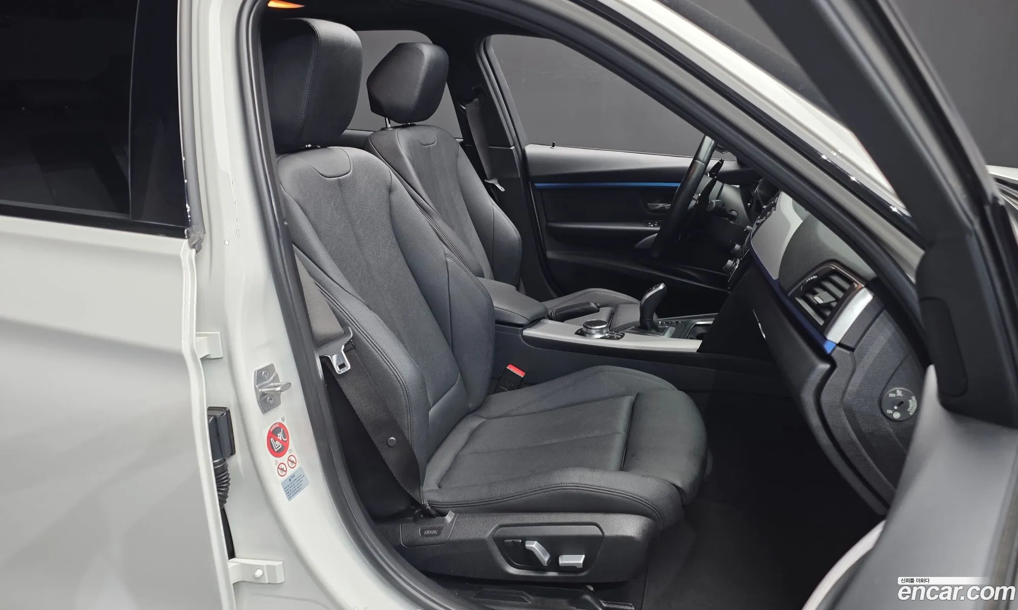 BMW 3 Series 2017 — 21