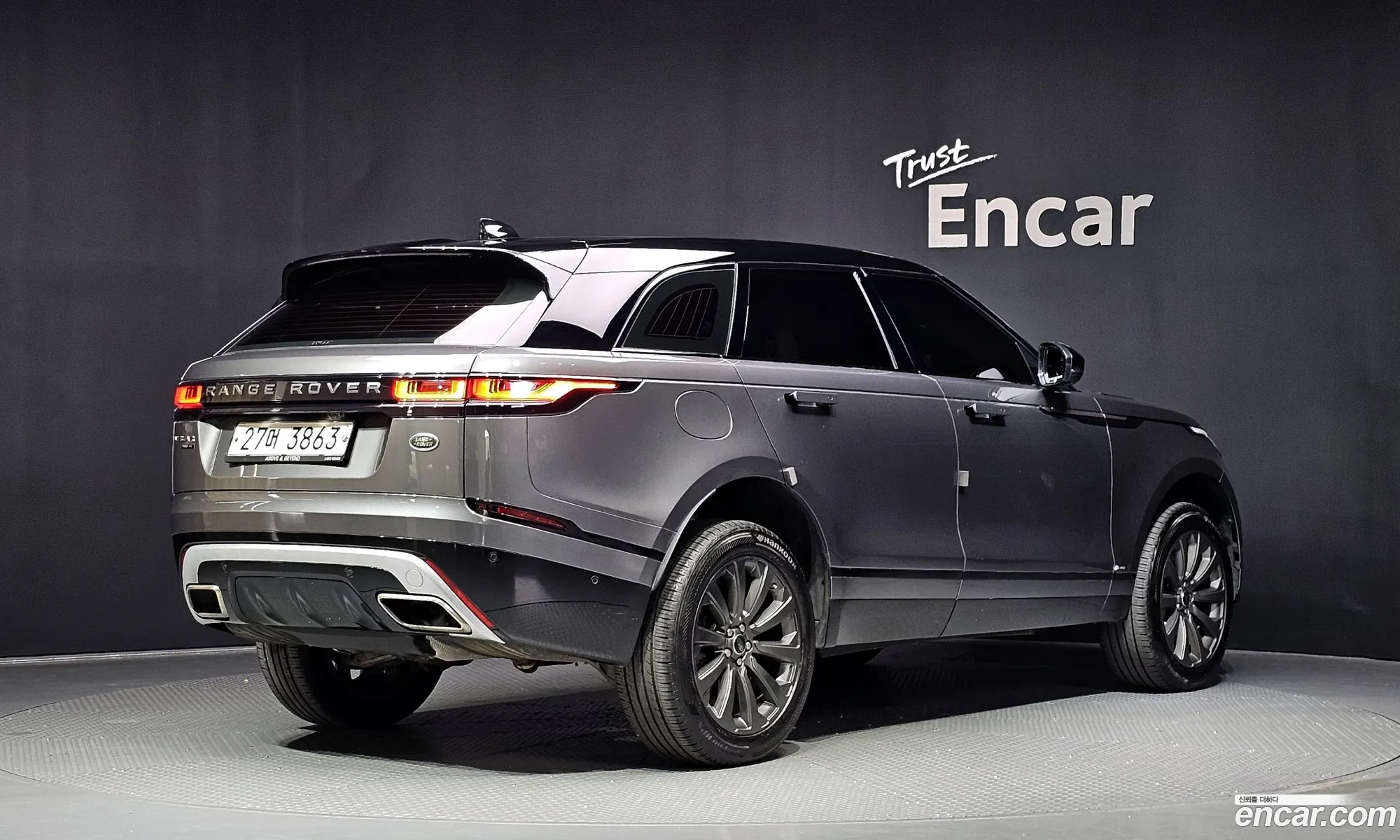 Land Rover Range Rover Velar 2018 — 17