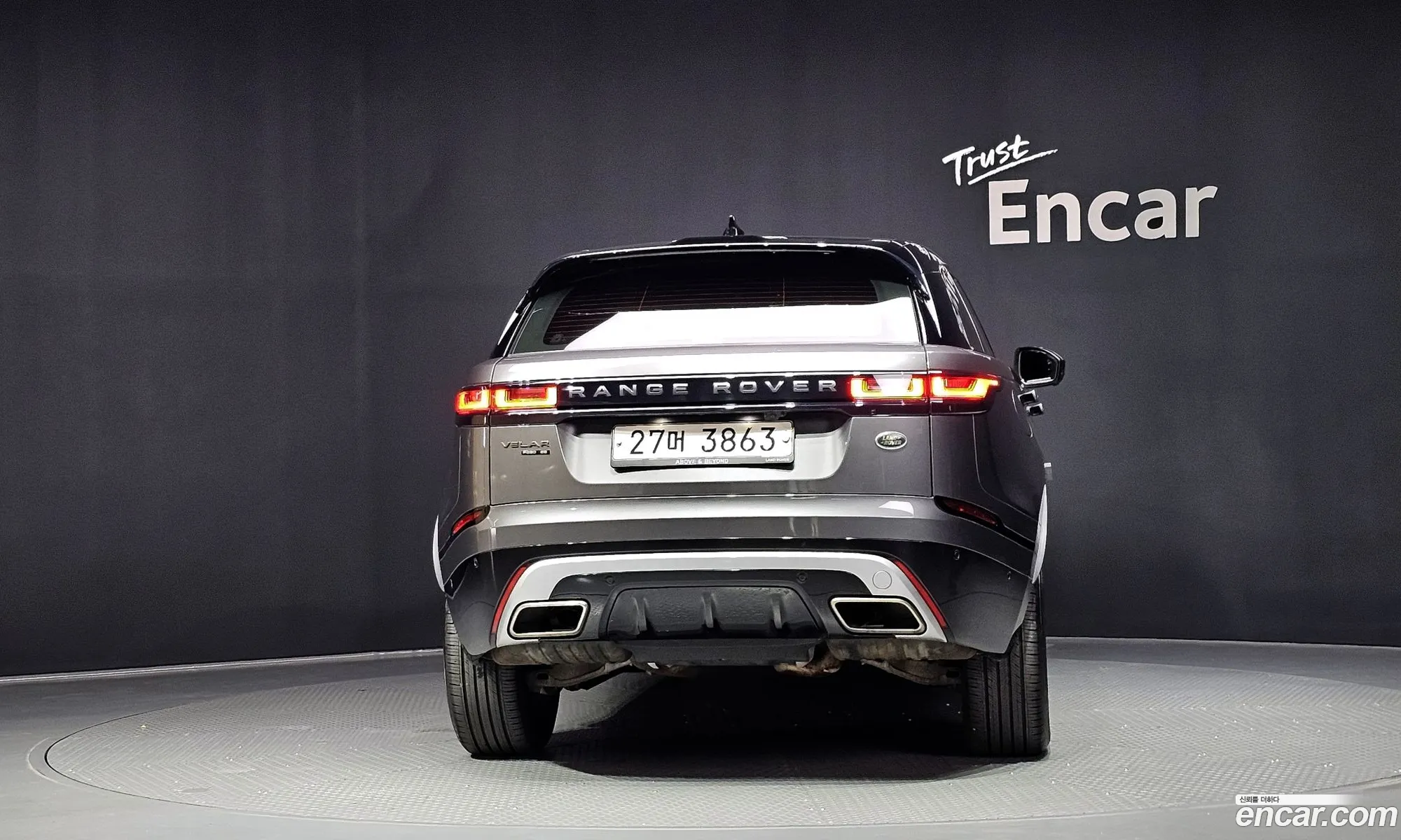 Land Rover Range Rover Velar 2018 — 18