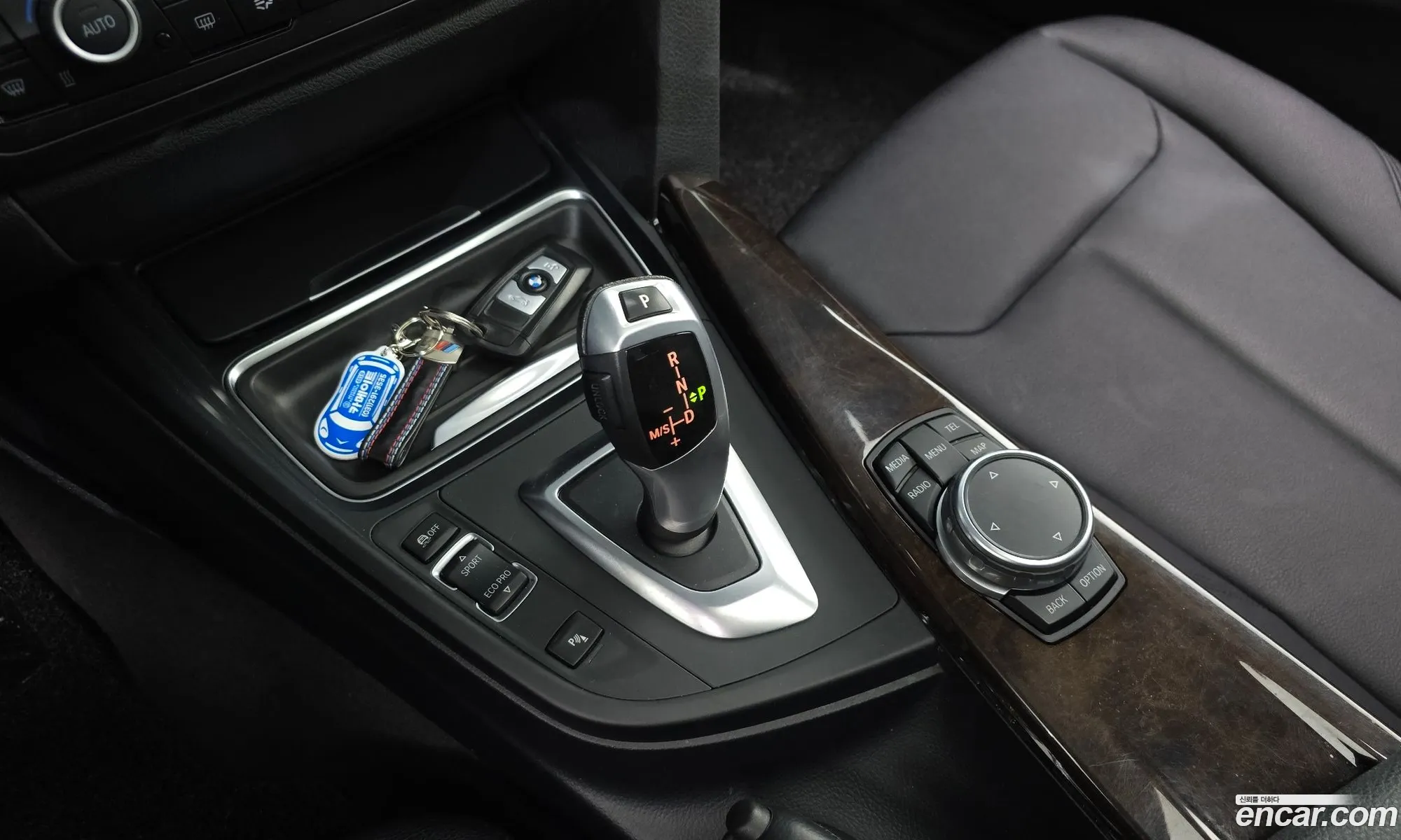 BMW 3 Series 2015 WBA3D510XFF707073 — 7