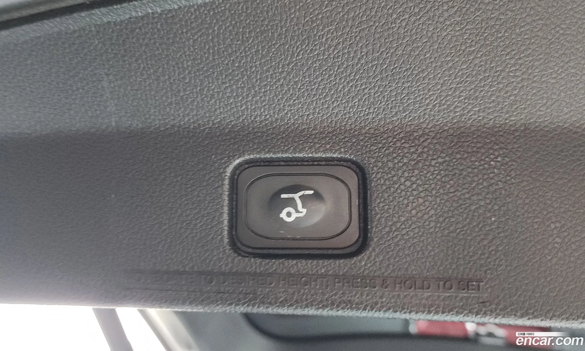 Ford Explorer 2017 1FM5K8F82HGC72026 — 24