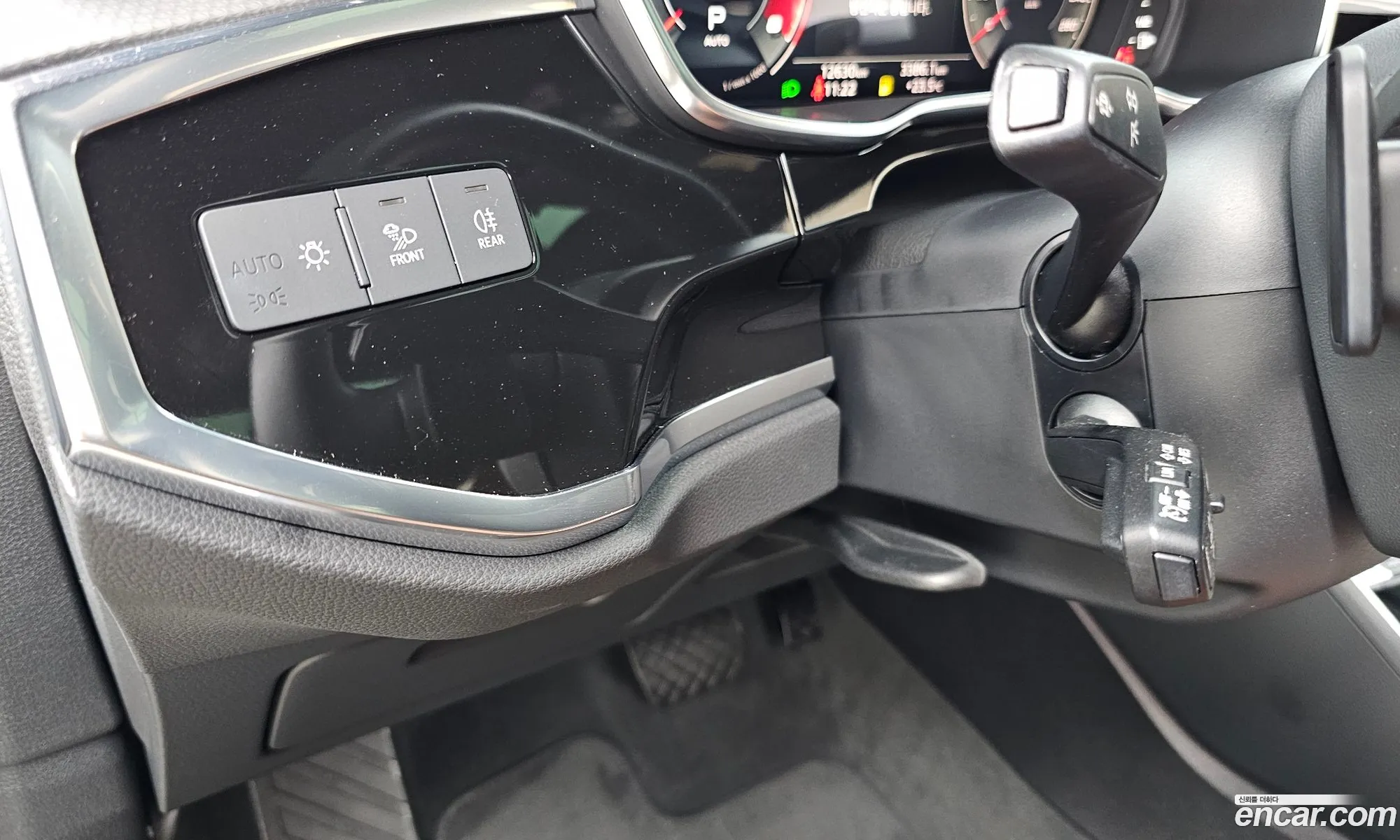 Audi Q3 2025 WAUZZZF33S1093450 — 11