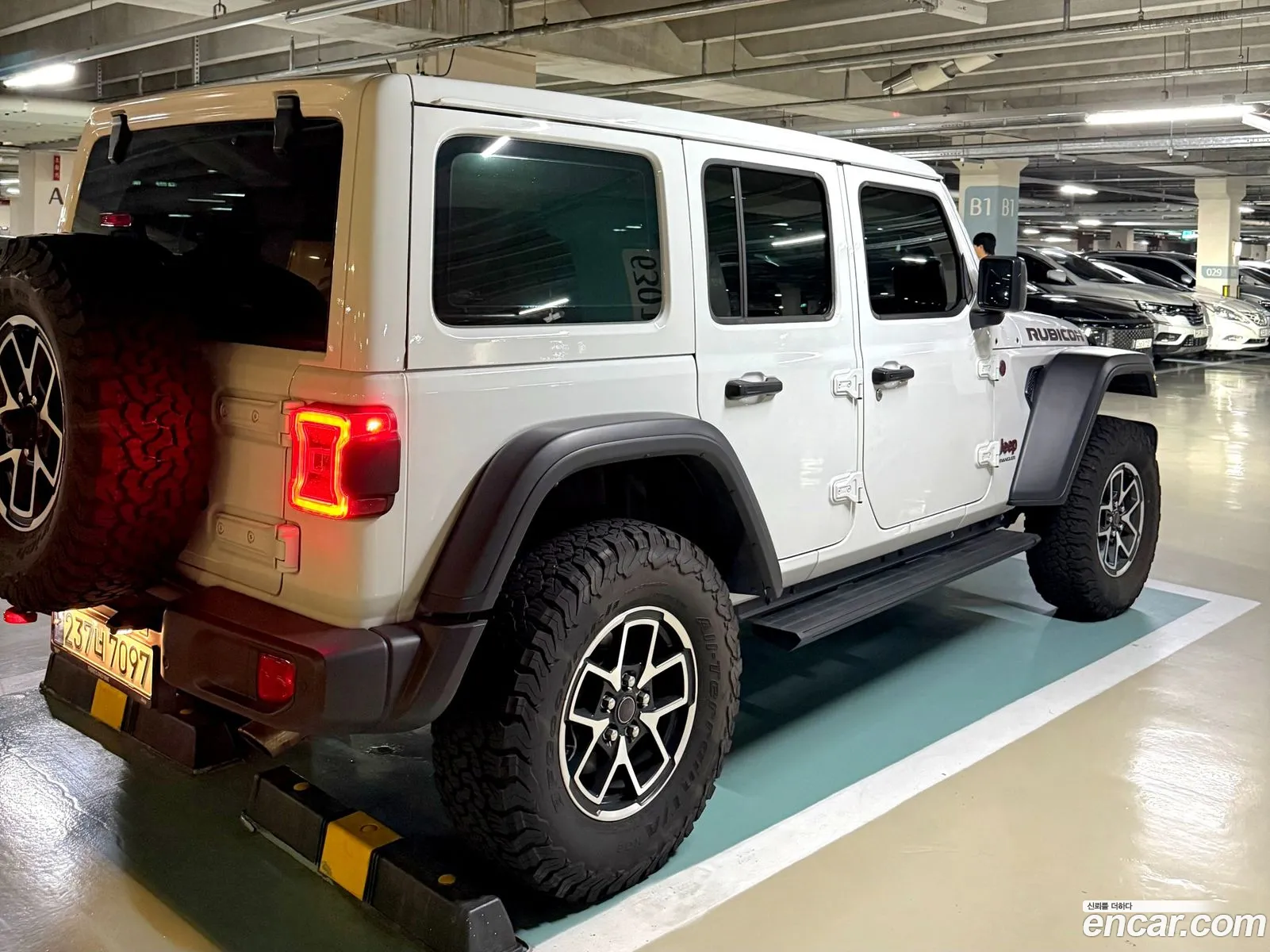 Jeep Wrangler 2024 — 5
