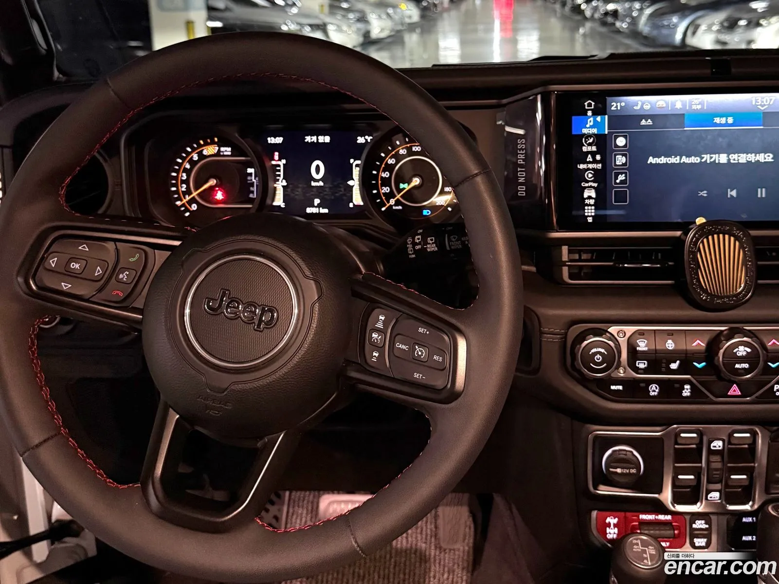 Jeep Wrangler 2024 — 18