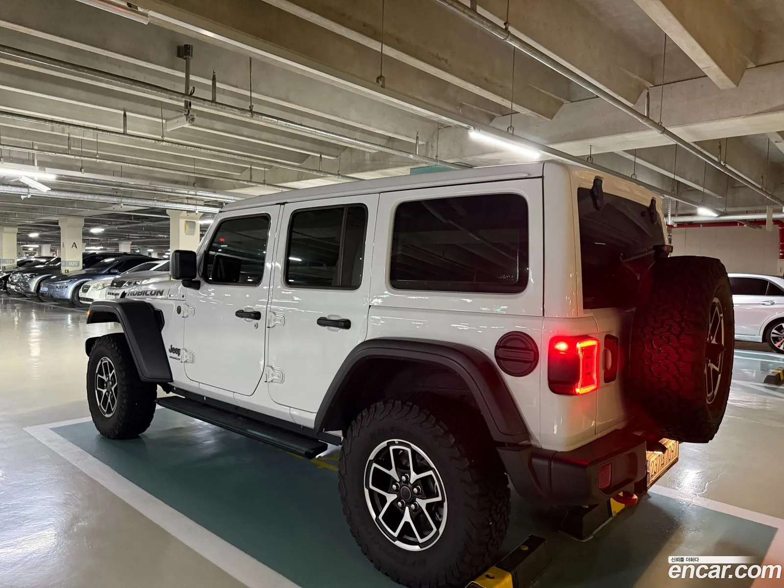 Jeep Wrangler 2024 — 2
