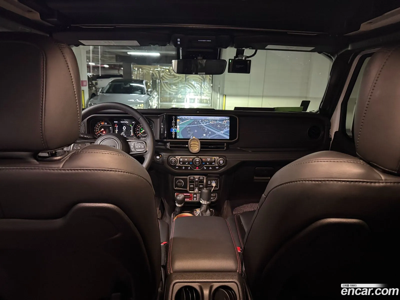 Jeep Wrangler 2024 — 16