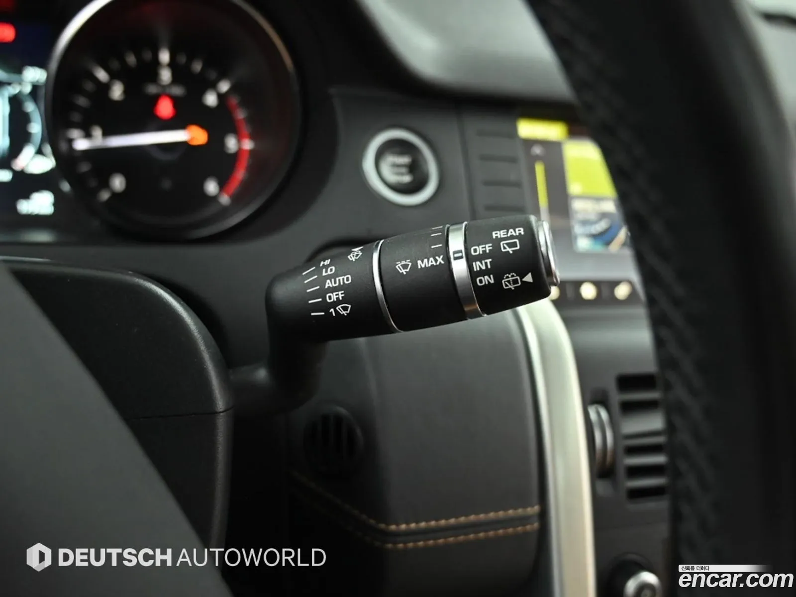 Land Rover Discovery Sport 2019 — 17