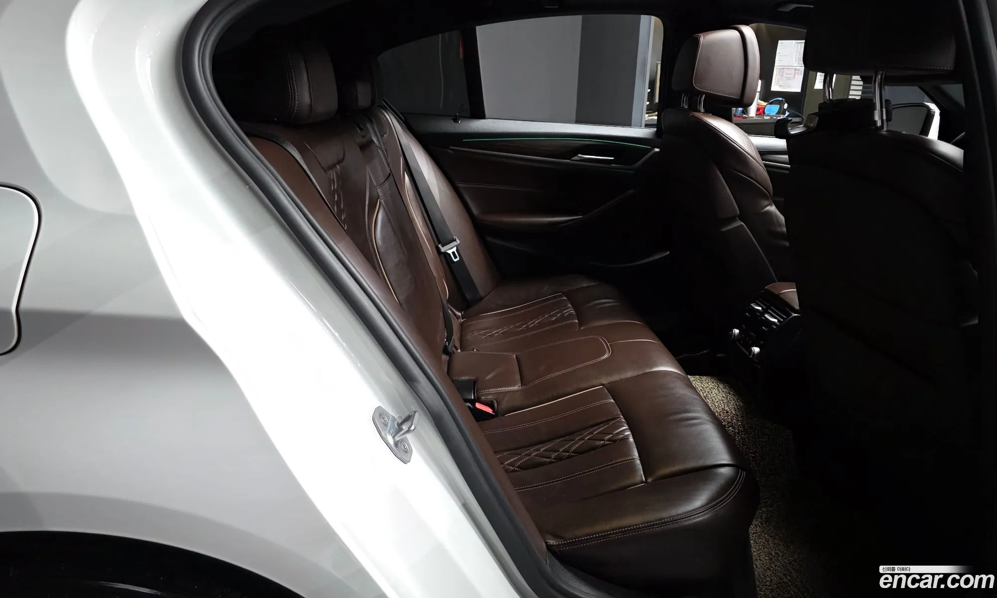 BMW 5 Series 2017 — 15