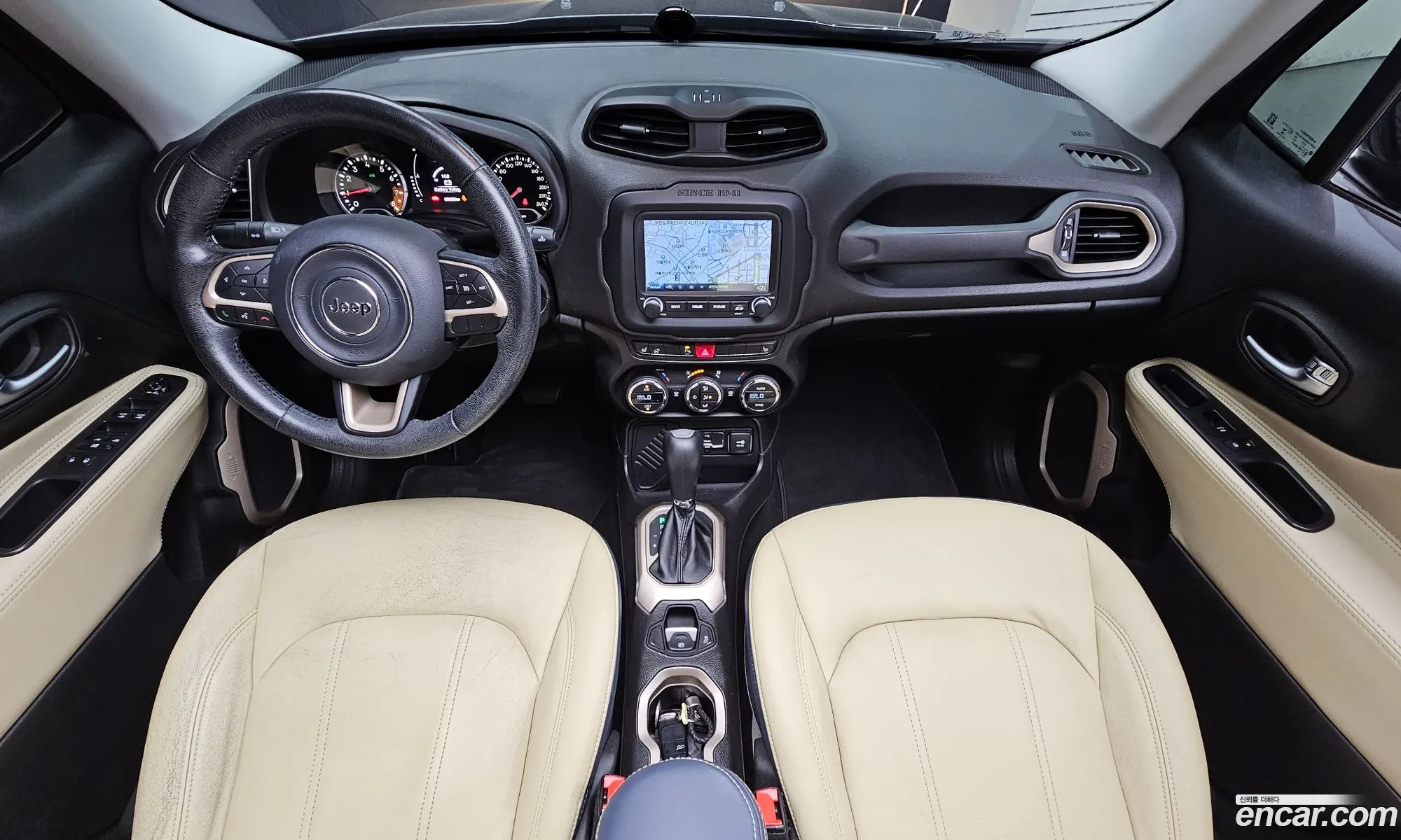 Jeep Renegade 2016 1C4BU0000GPD58512 — 19