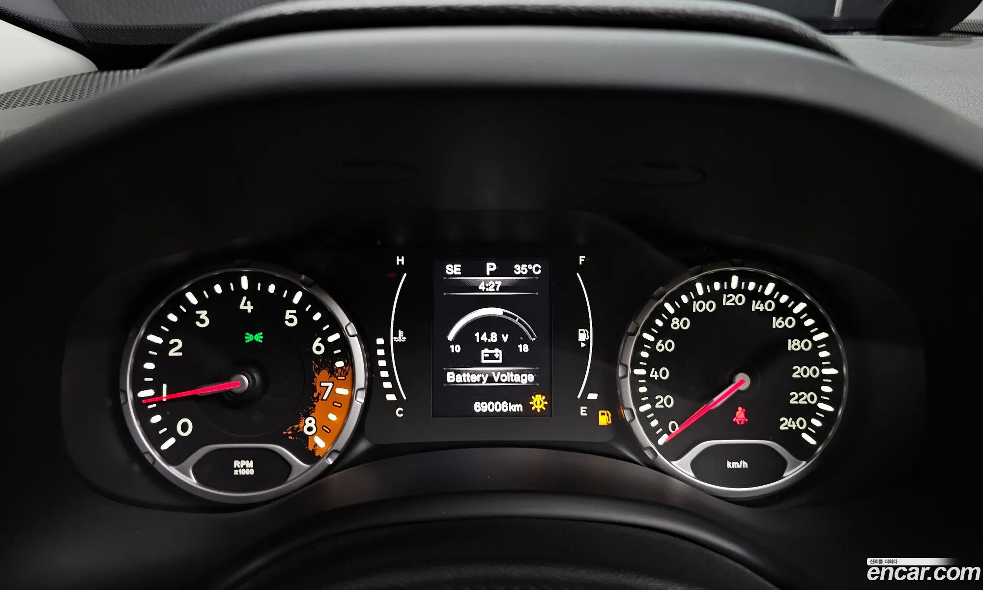 Jeep Renegade 2016 1C4BU0000GPD58512 — 28