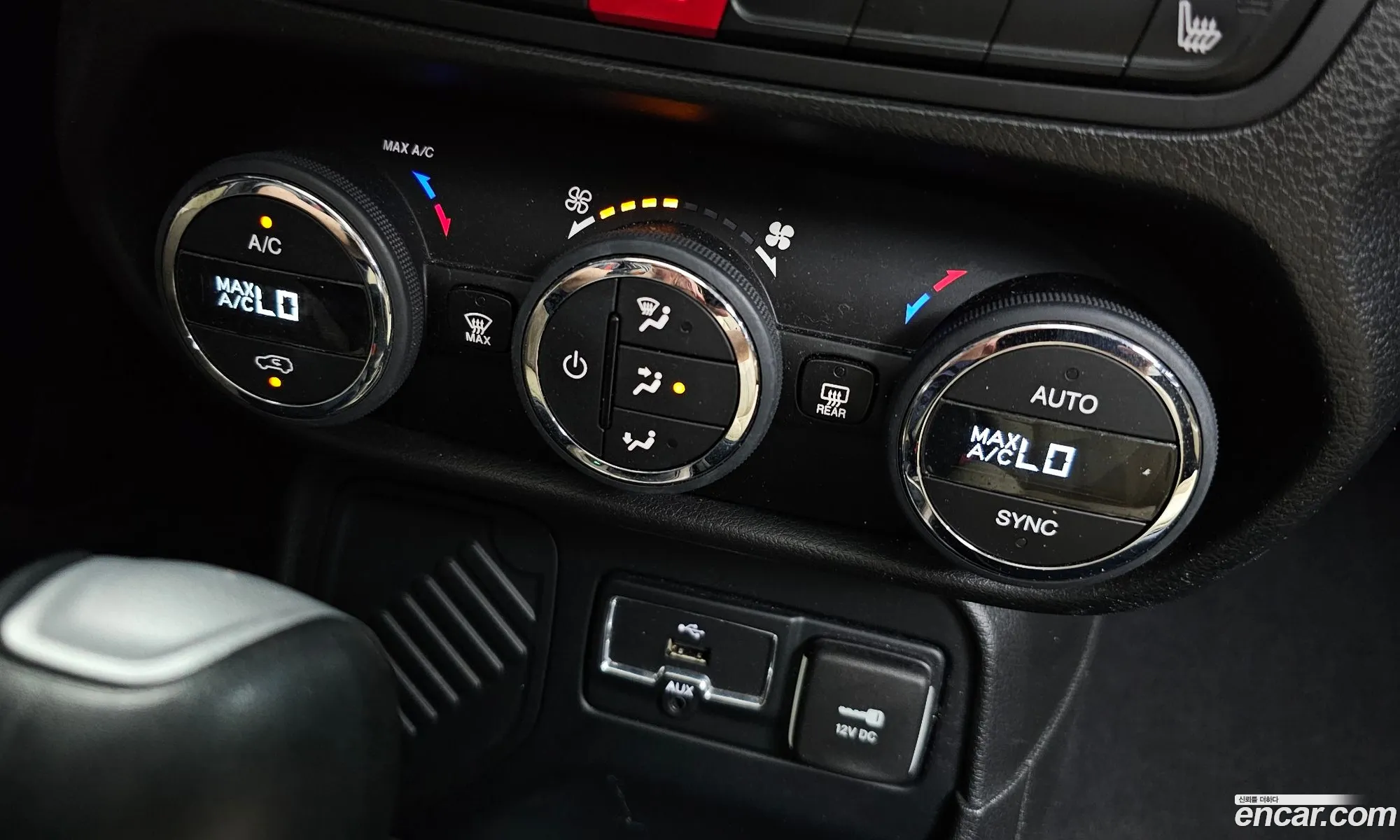 Jeep Renegade 2016 1C4BU0000GPD58512 — 6
