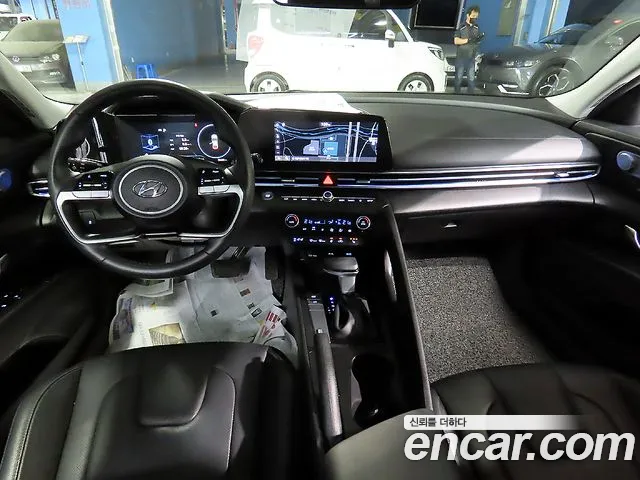 Hyundai Elantra 2021 — 4