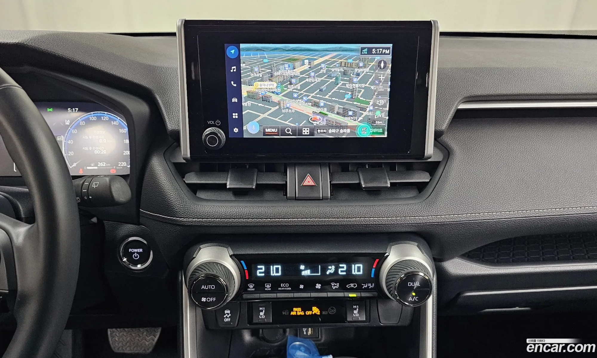 Toyota RAV4 2024 — 7