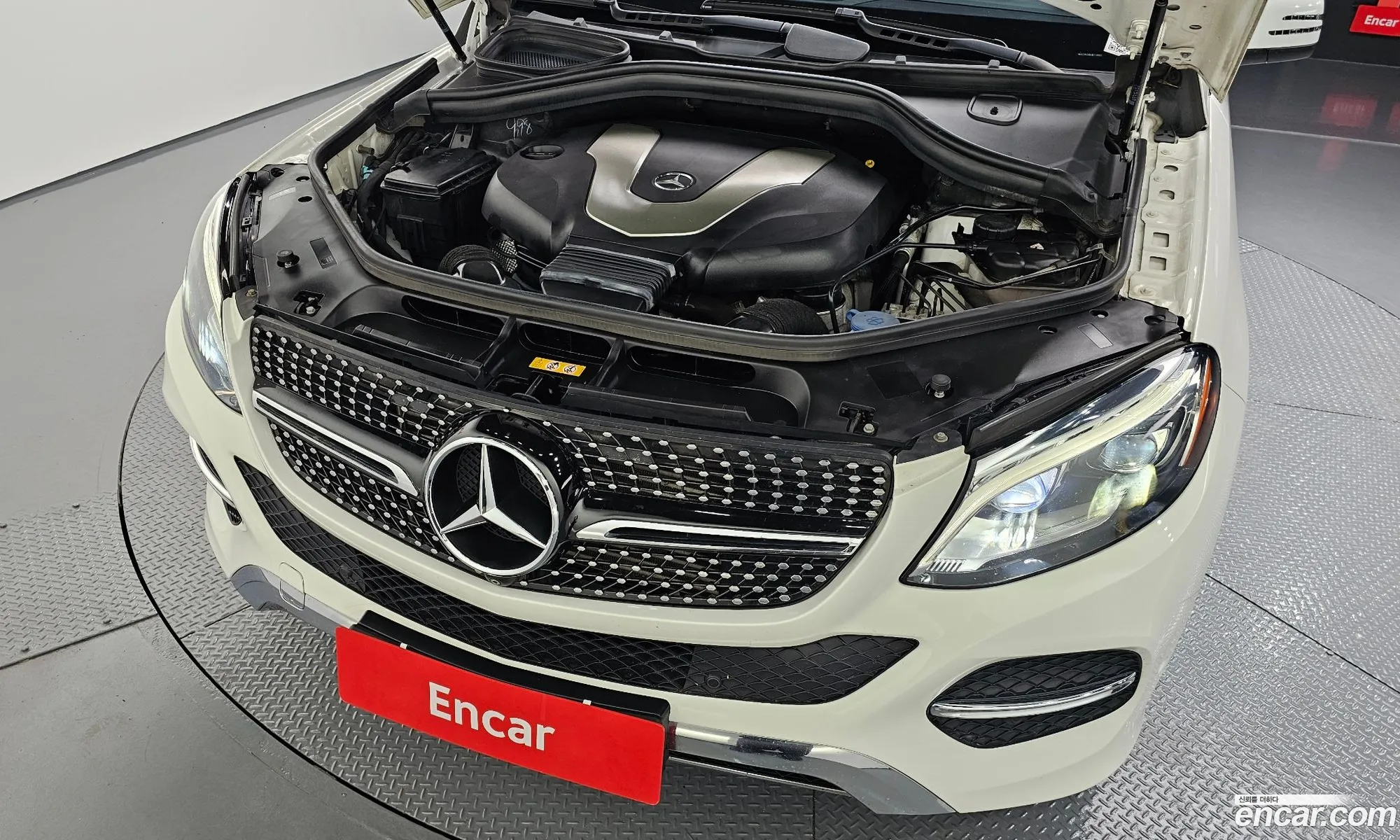 Mercedes-Benz GLE-Class W166 2018 — 13