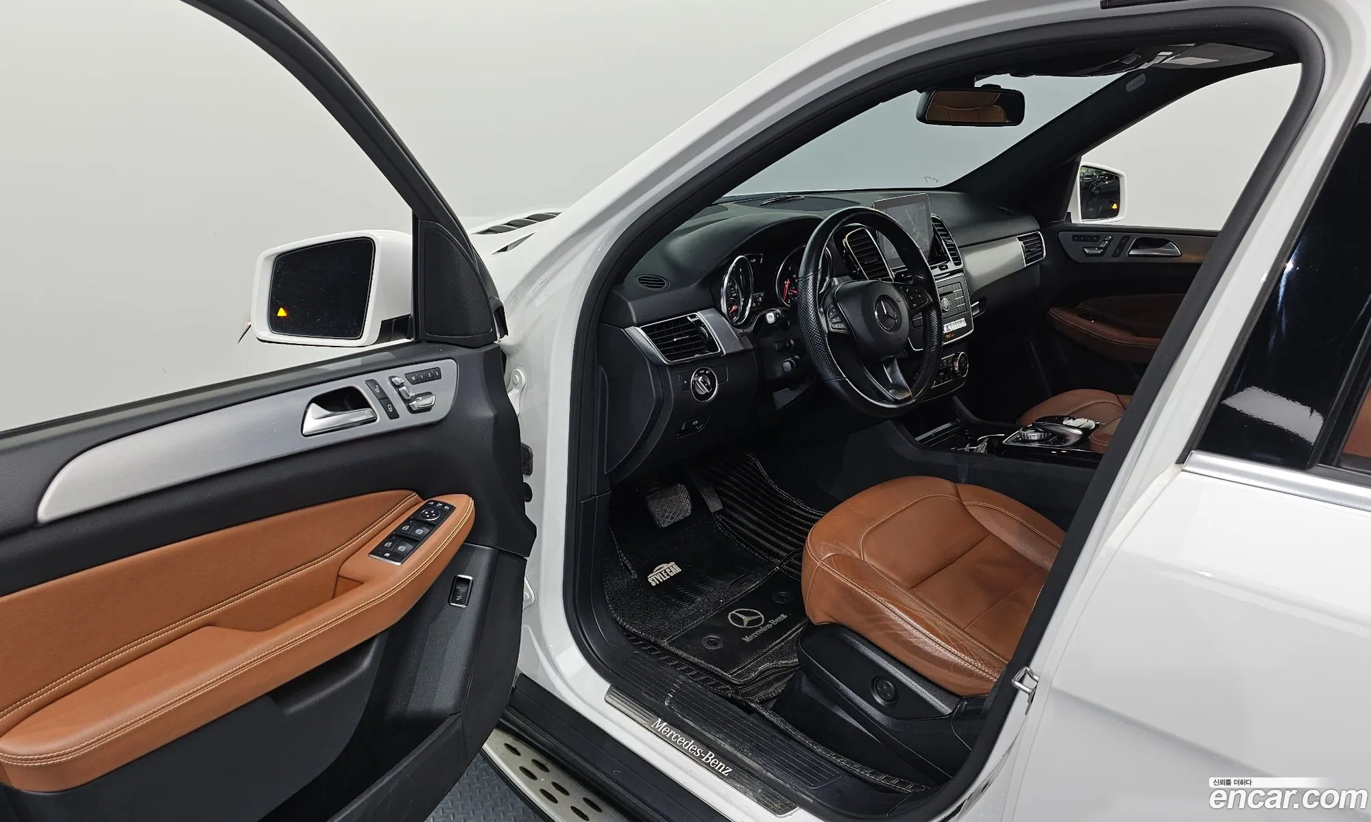 Mercedes-Benz GLE-Class W166 2018 — 11