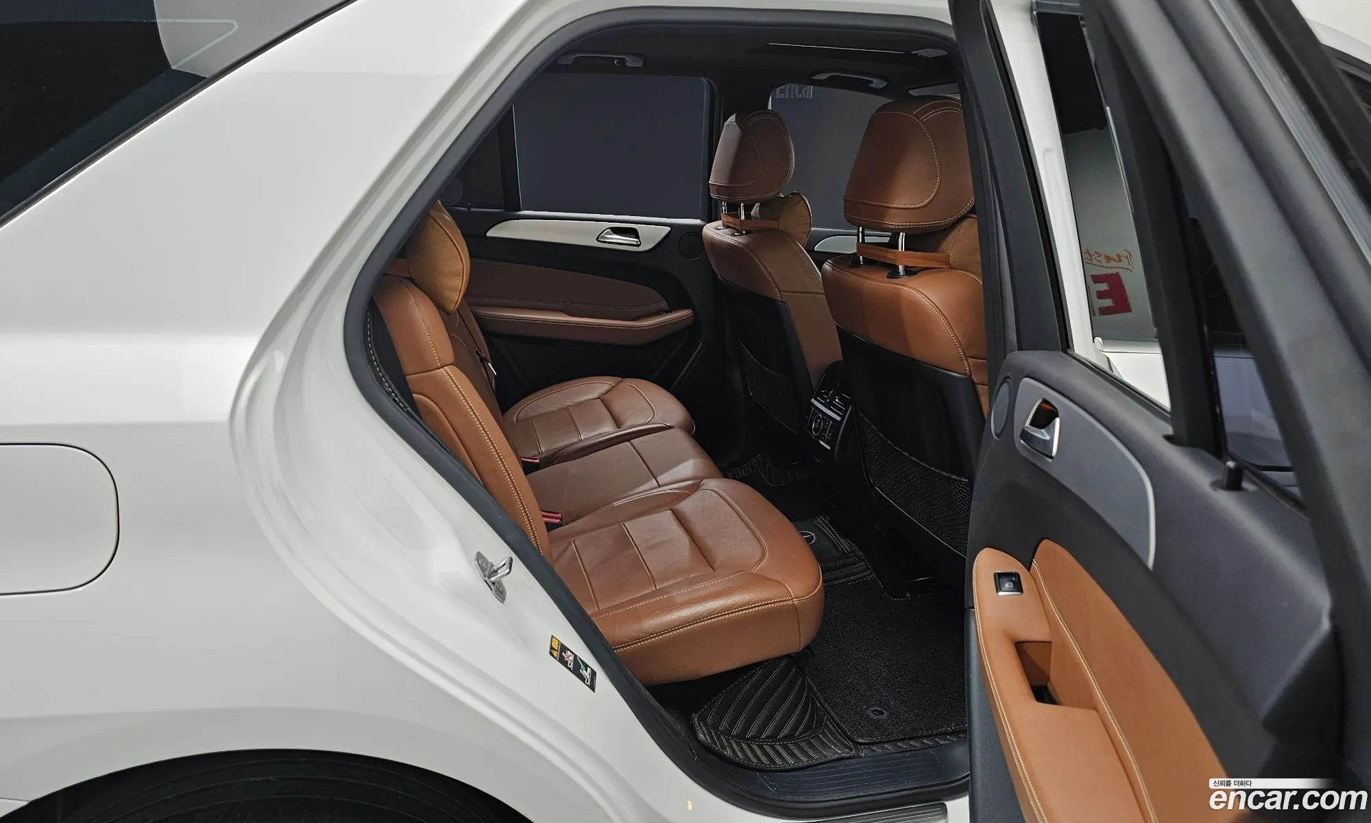 Mercedes-Benz GLE-Class W166 2018 — 9