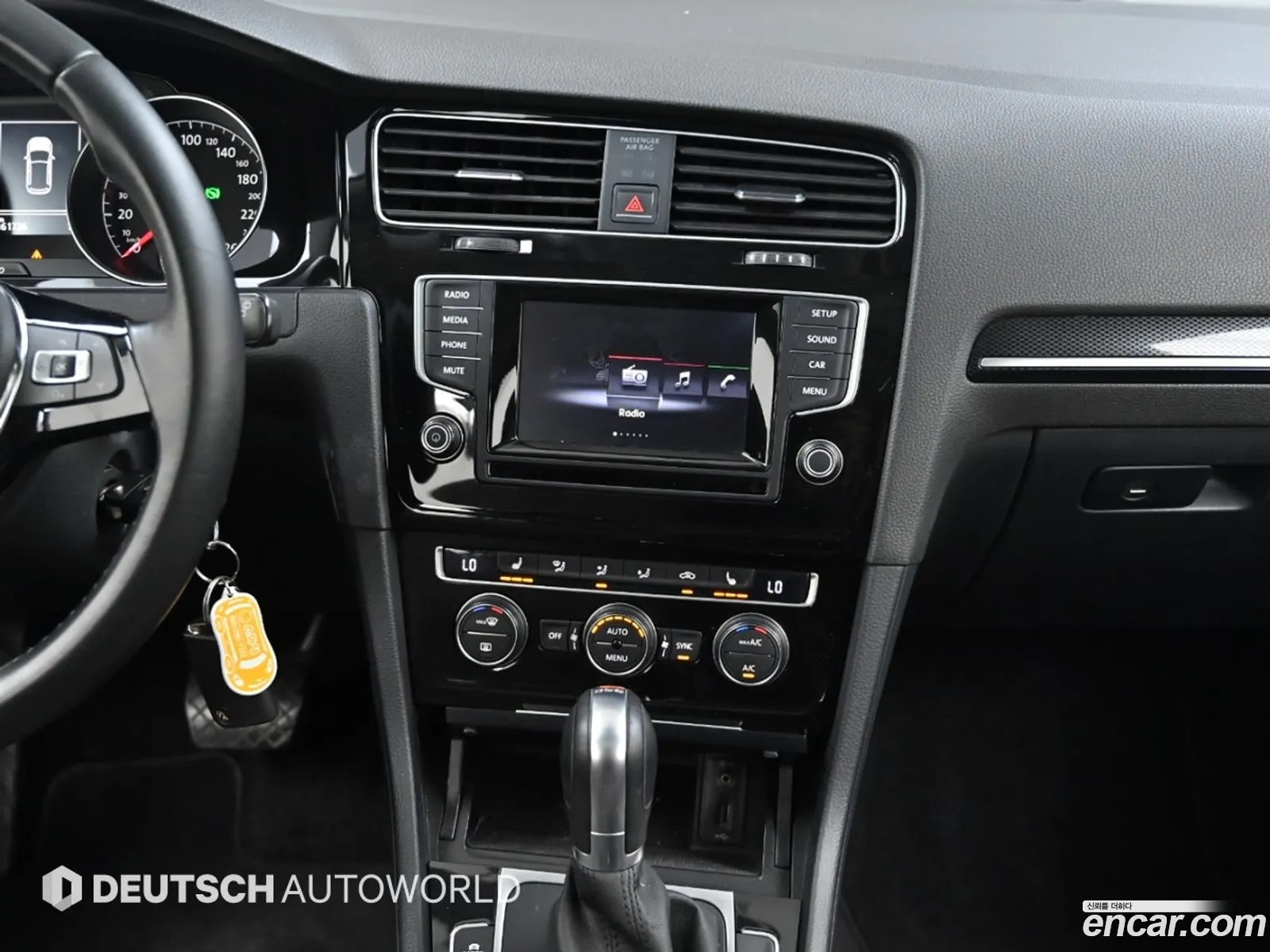 Volkswagen Golf 7th Gen 2015 — 17