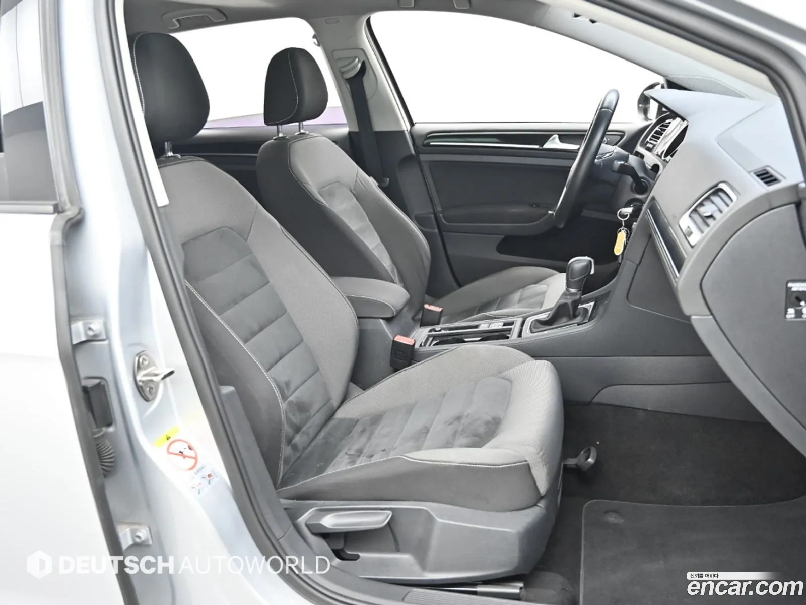 Volkswagen Golf 7th Gen 2015 — 12