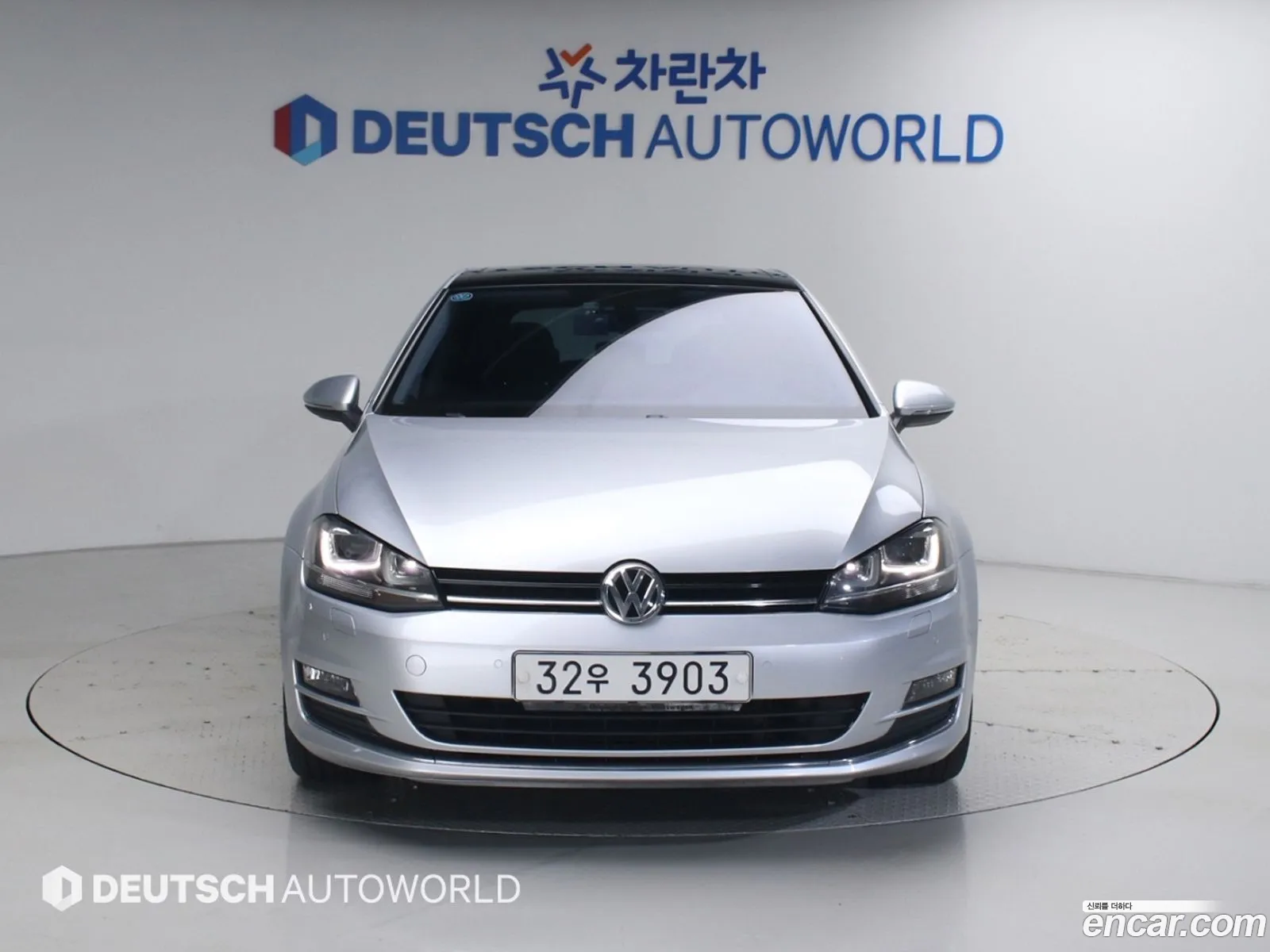 Volkswagen Golf 7th Gen 2015 — 5