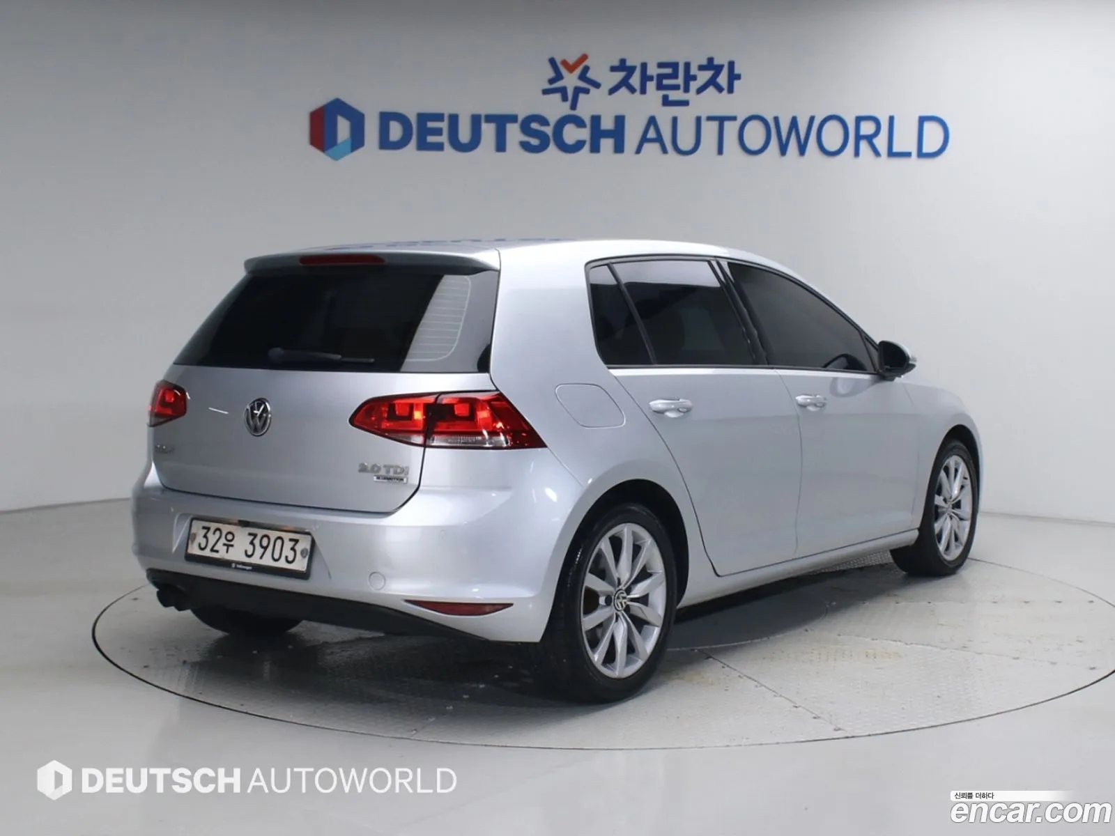 Volkswagen Golf 7th Gen 2015 — 10