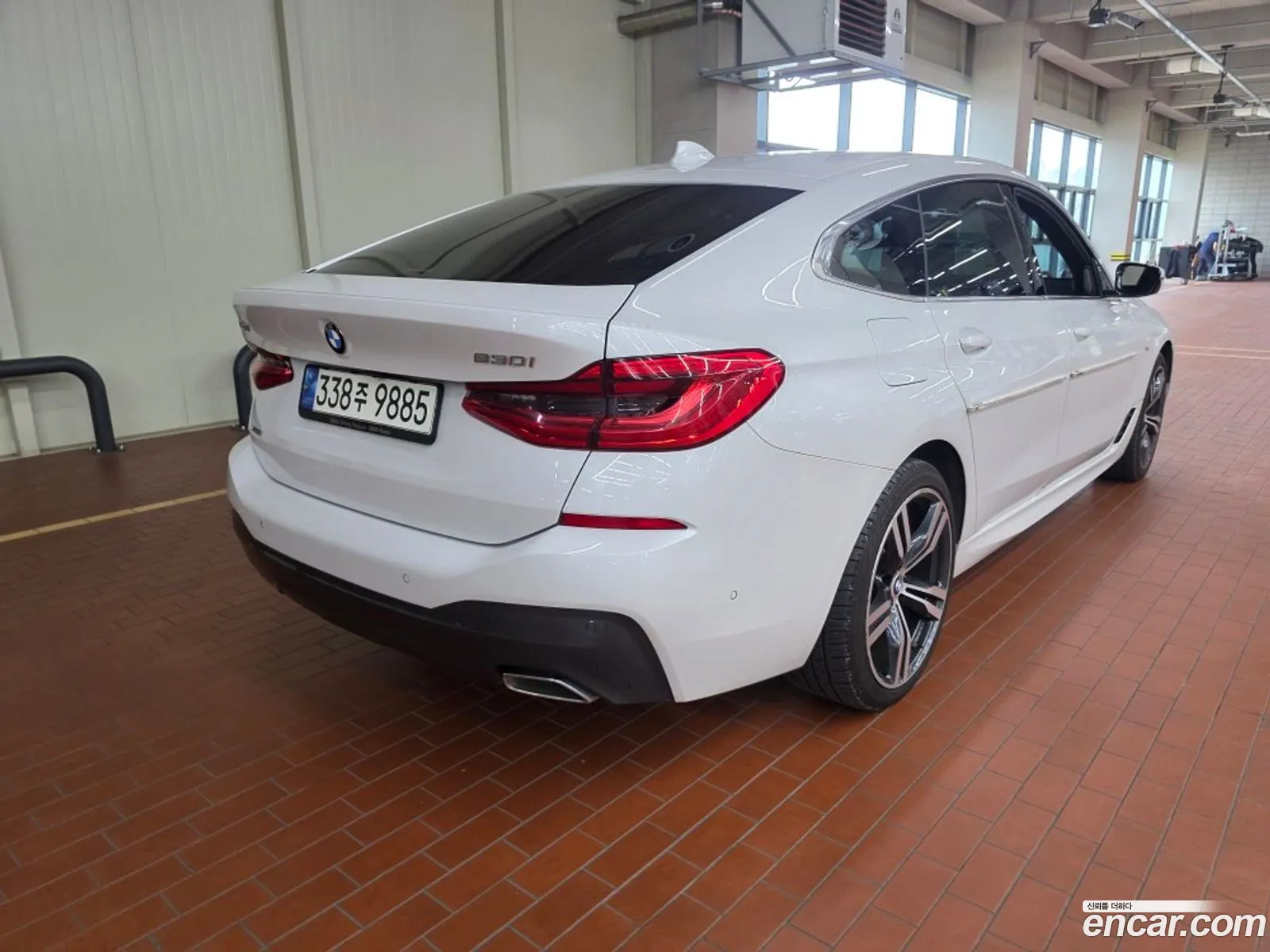 BMW 6 Series GT 2021 — 3