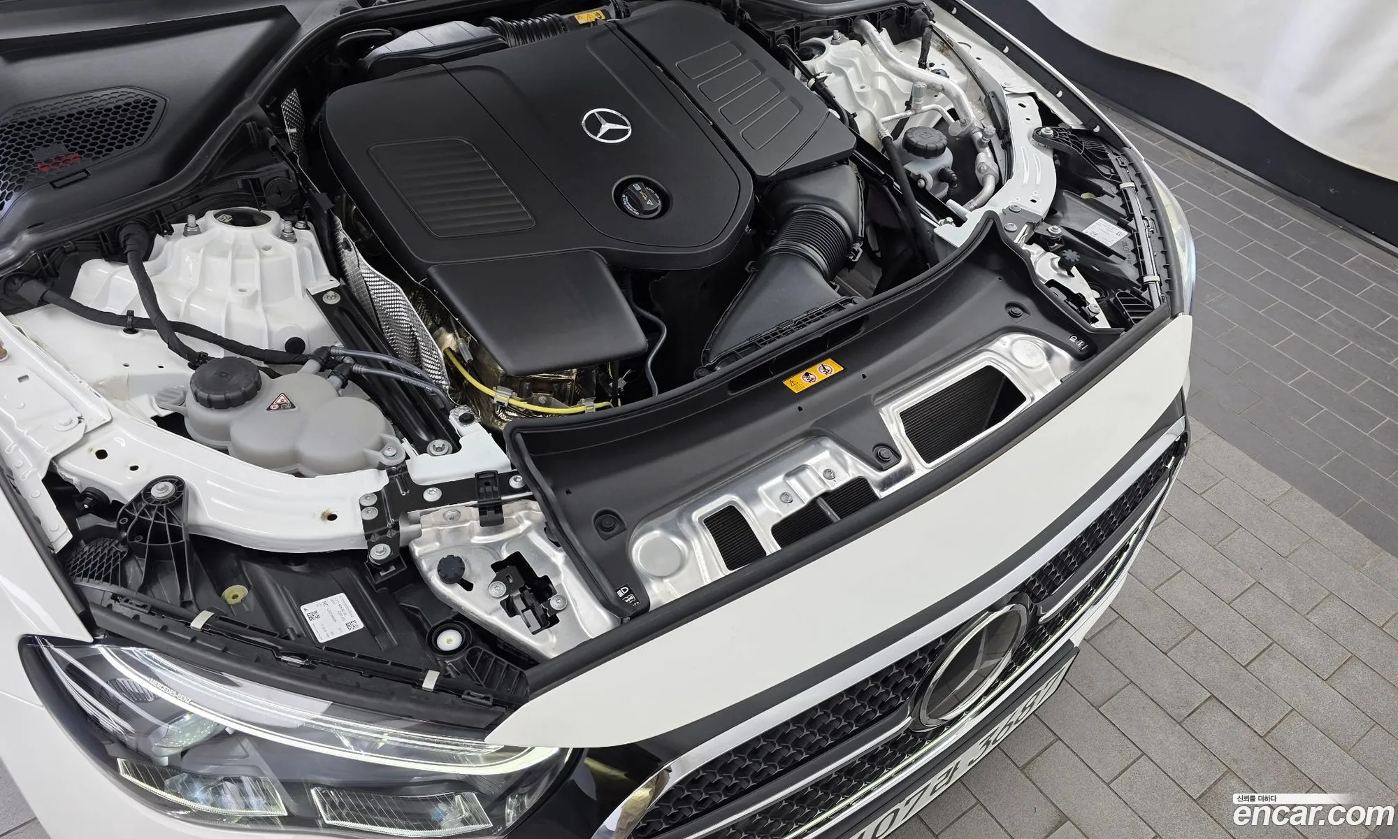 Mercedes-Benz E-Class W214 2025 — 6
