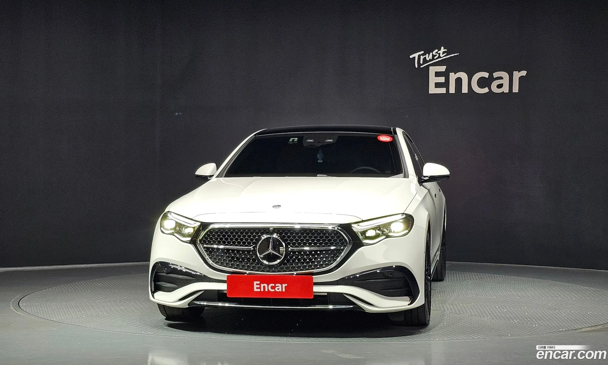 Mercedes-Benz E-Class W214 2025 — 5