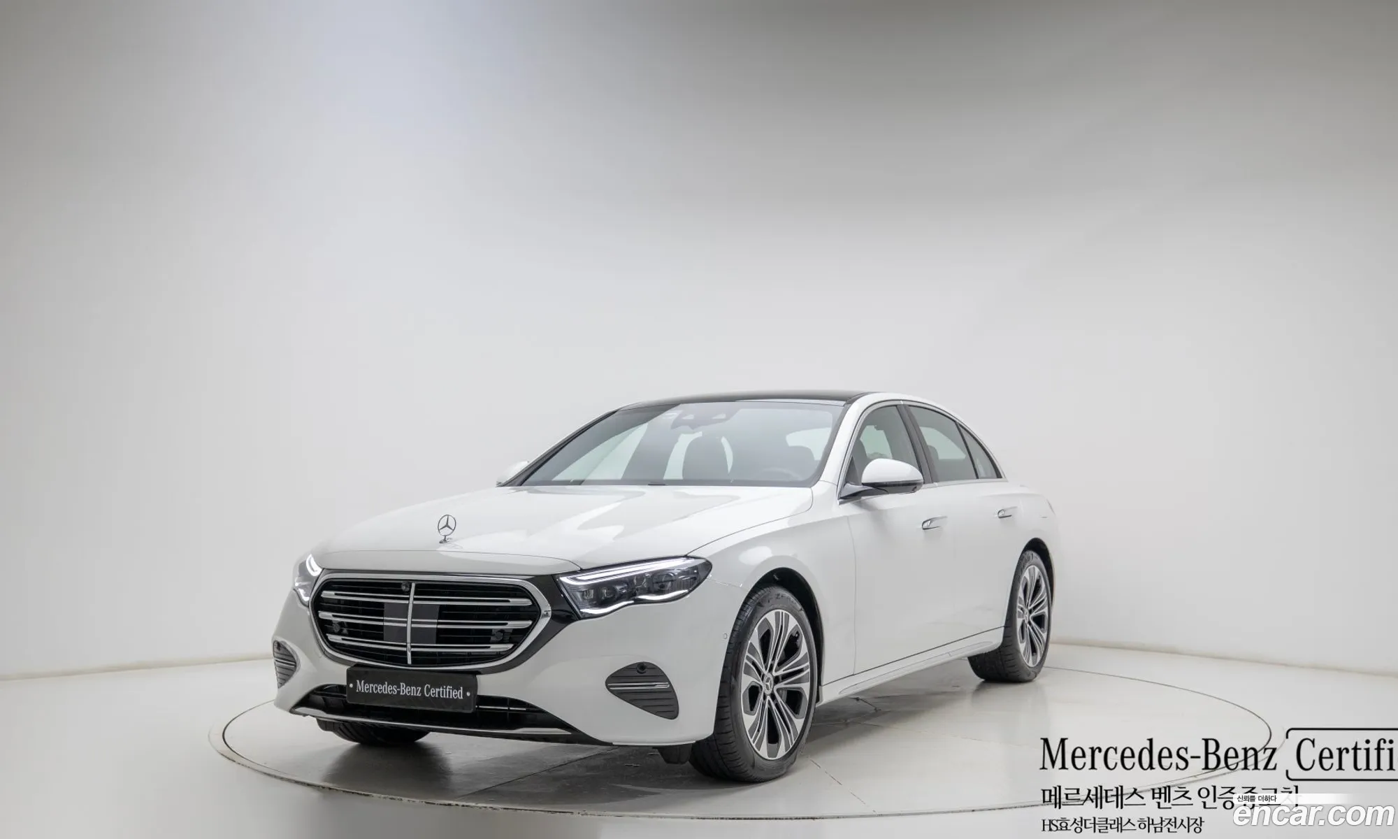 Mercedes-Benz E-Class W214 2025 — 20