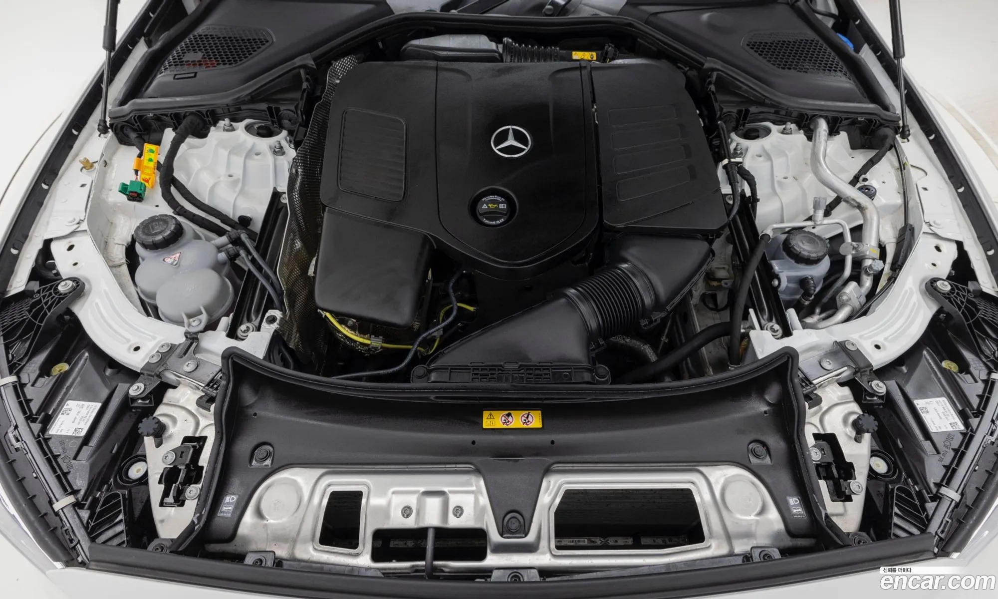 Mercedes-Benz E-Class W214 2025 — 2