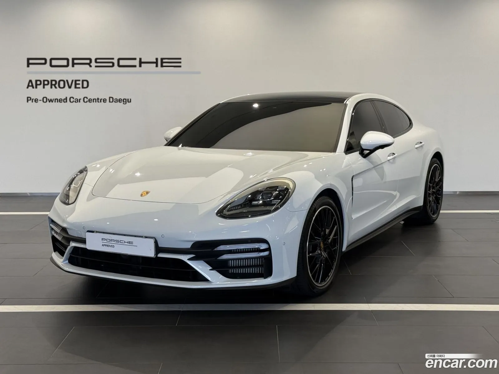 Porsche Panamera 2023 — 19